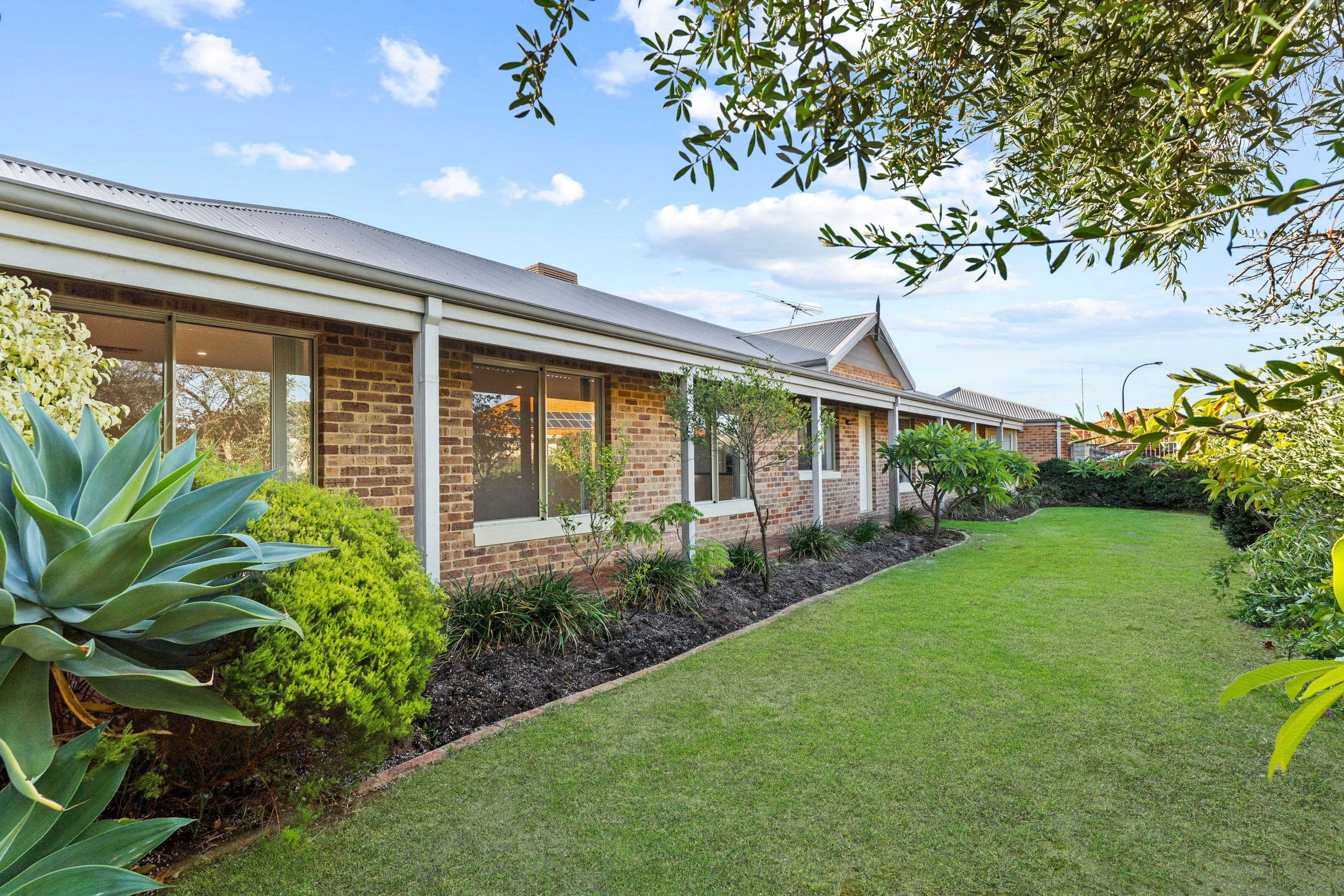 62 Buttercup Parkway, Halls Head WA 6210, Halls Head - Thumbnail 5