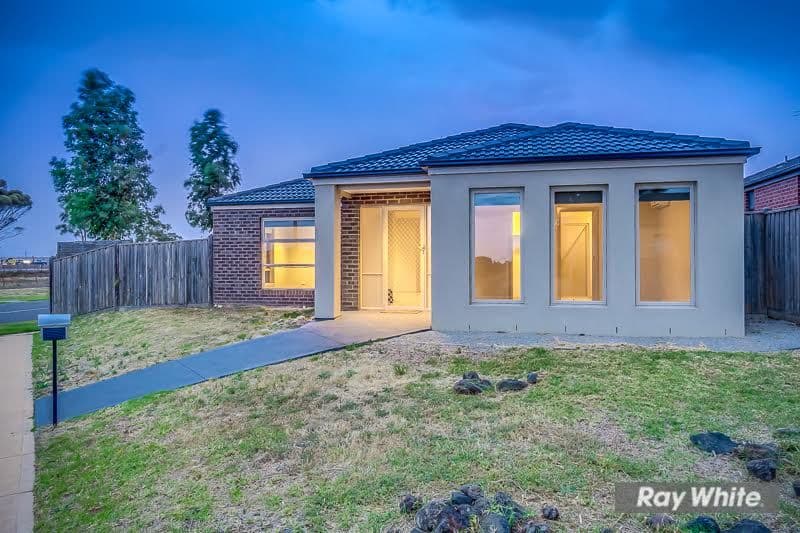 28 Fieldwren Drive, Williams Landing VIC 3027, Williams Landing - Thumbnail 3