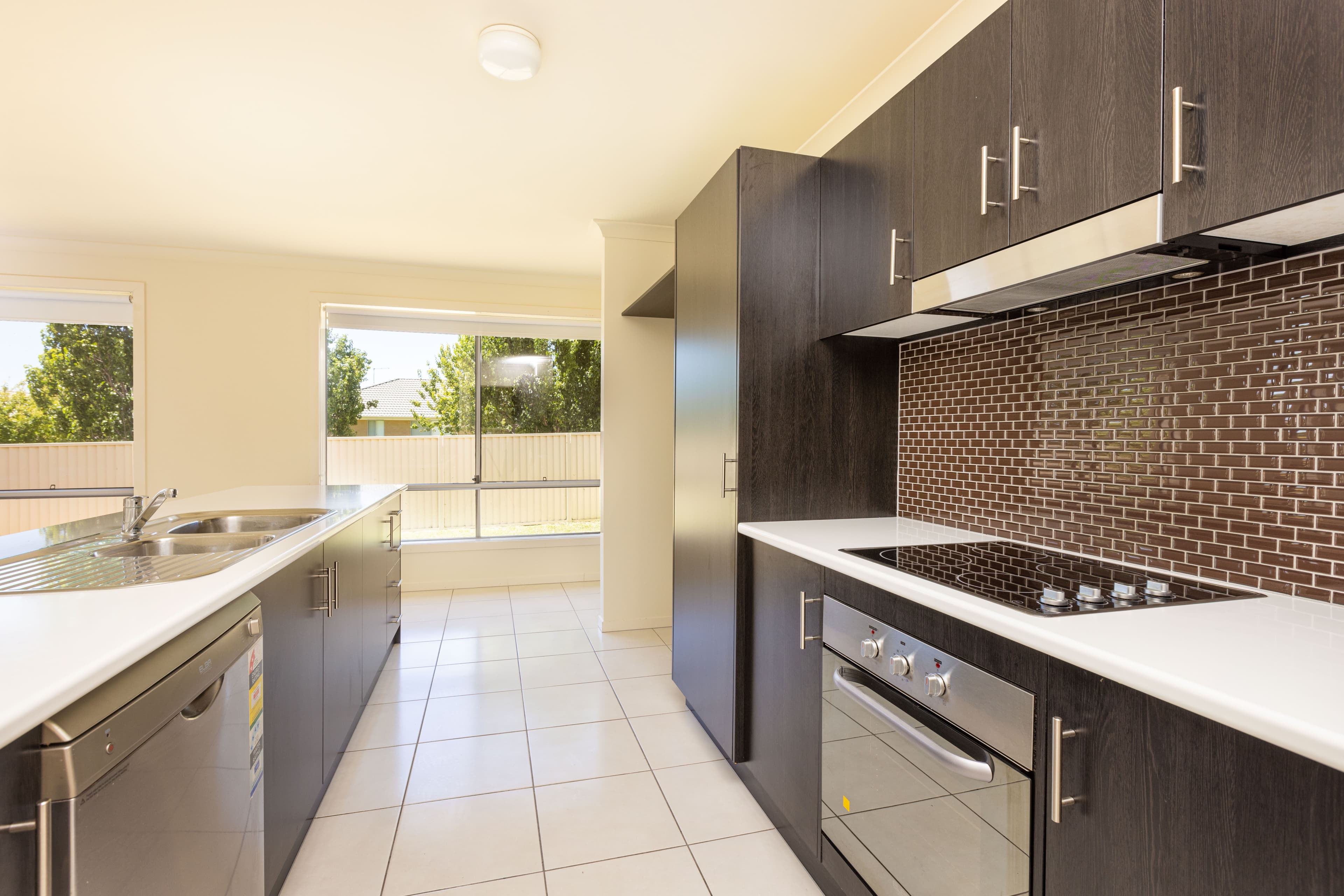 32 Ellswood Crescent, Mildura VIC 3500, Mildura - Thumbnail 2