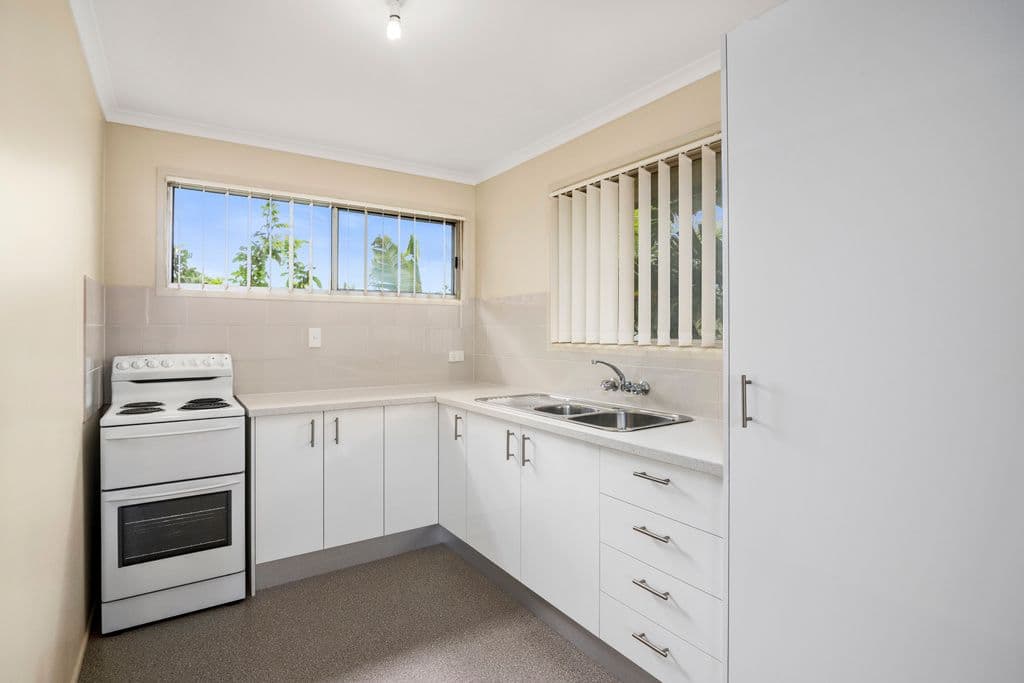 29 Foch Street, Tugun QLD 4224, Tugun - Thumbnail 3