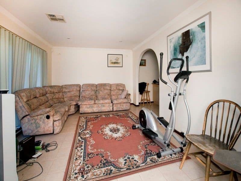 5 Rosmead Avenue, BEECHBORO WA 6063, Beechboro - Thumbnail 3