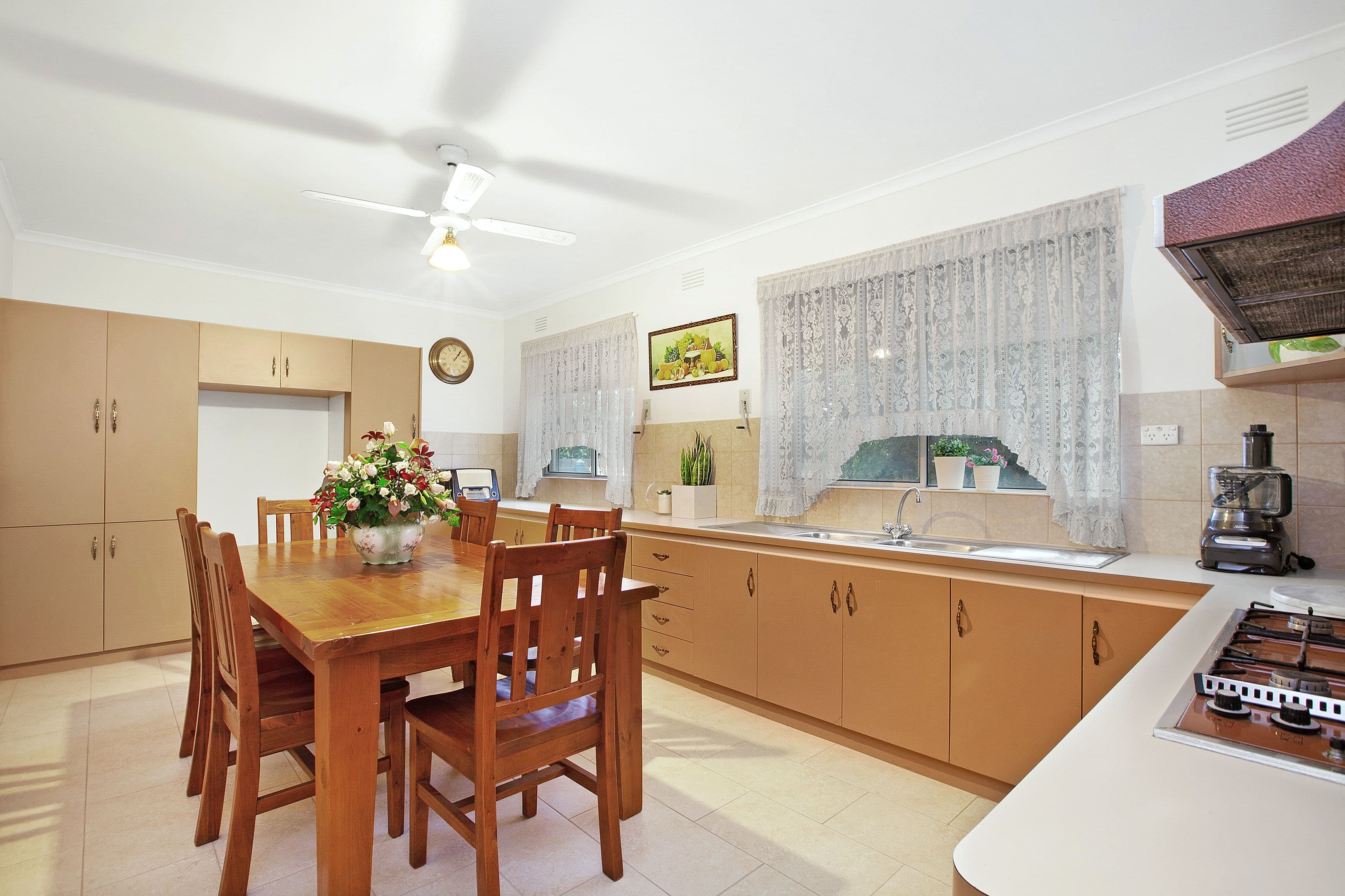 9 Legh Street, Reservoir VIC 3073, Reservoir - Thumbnail 6