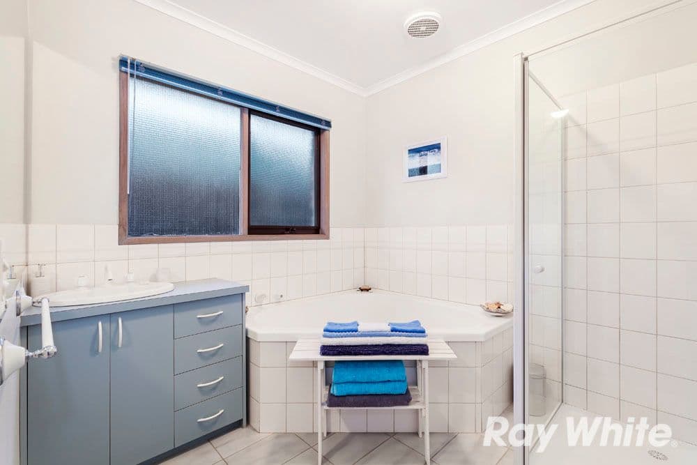 13 Pulford Crescent, Mill Park VIC 3082, Mill Park - Thumbnail 8