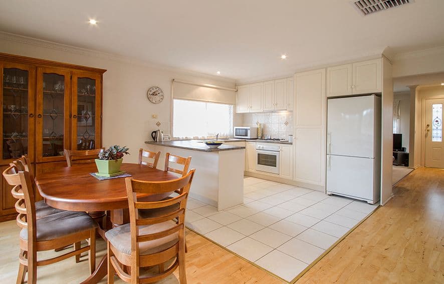 4 William Street, GREENSBOROUGH VIC 3088, Greensborough - Thumbnail 2