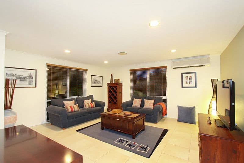 17 Hancock Drive, FERNTREE GULLY VIC 3156, Ferntree Gully - Thumbnail 4