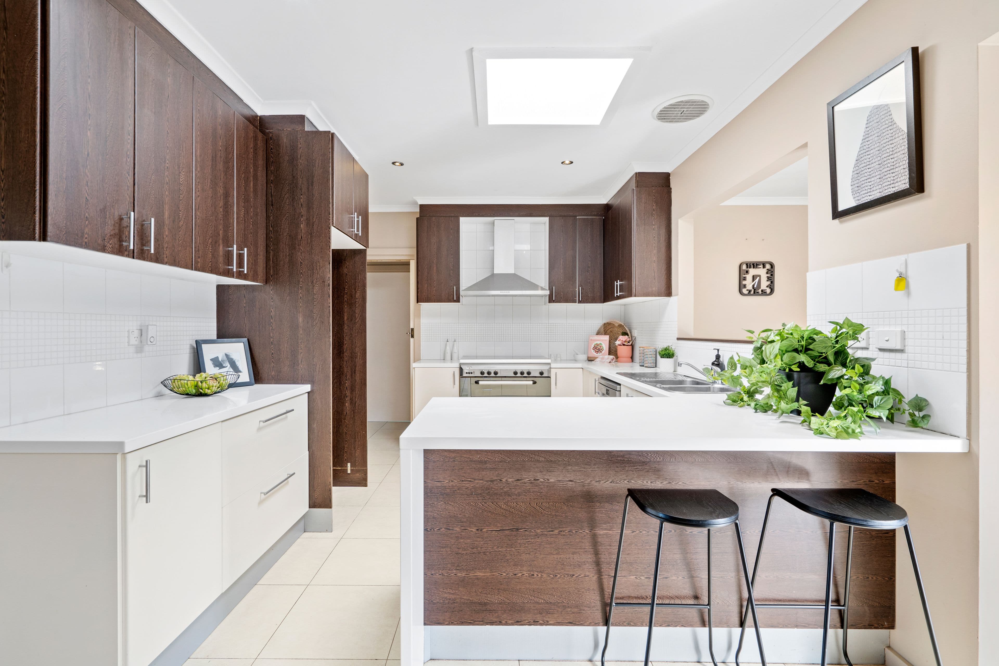 2 McFarlane Crescent, Epping VIC 3076, Epping - Thumbnail 2
