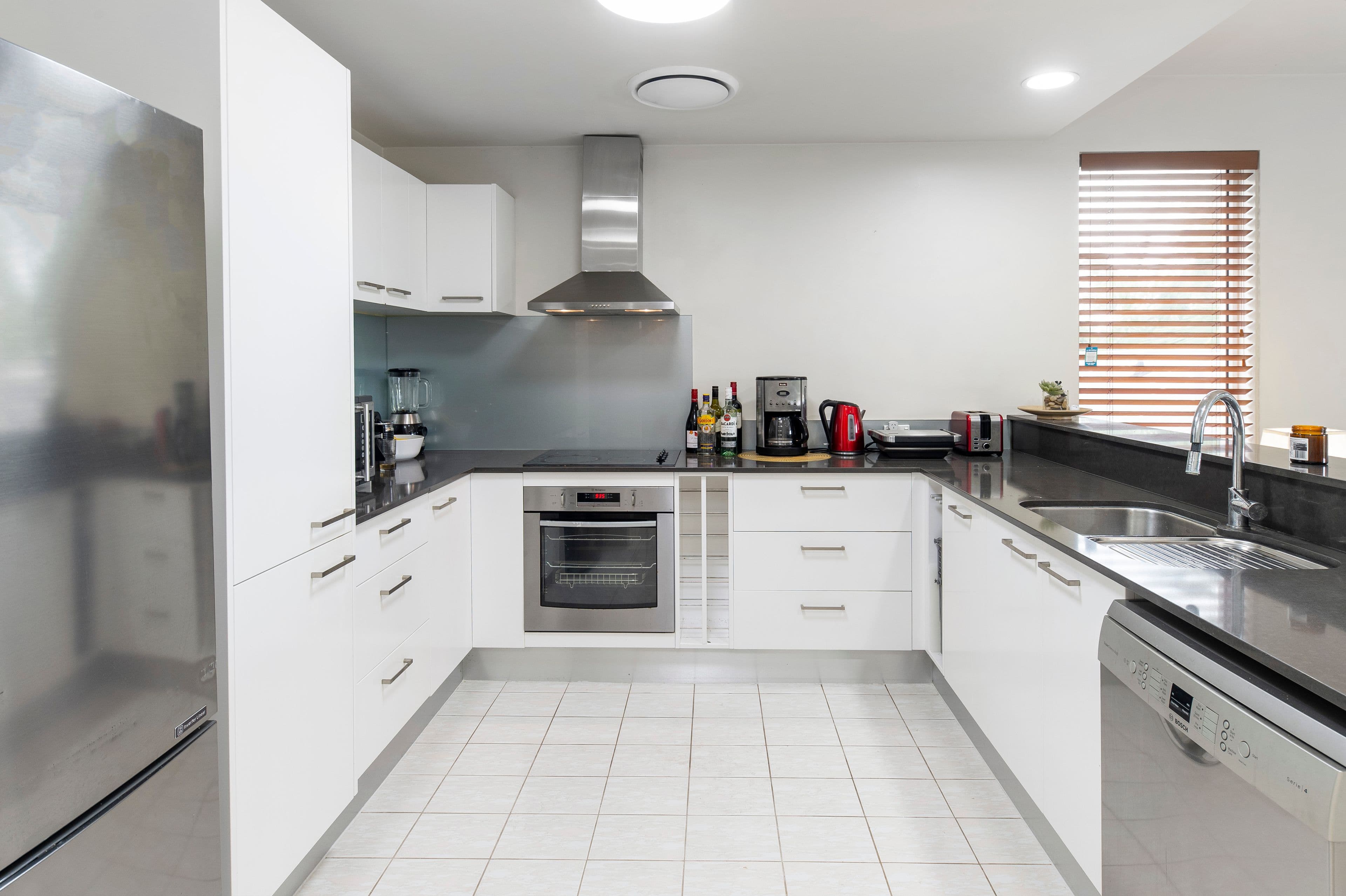 5077 St Andrews Terrace, Sanctuary Cove QLD 4212, Sanctuary Cove - Thumbnail 4