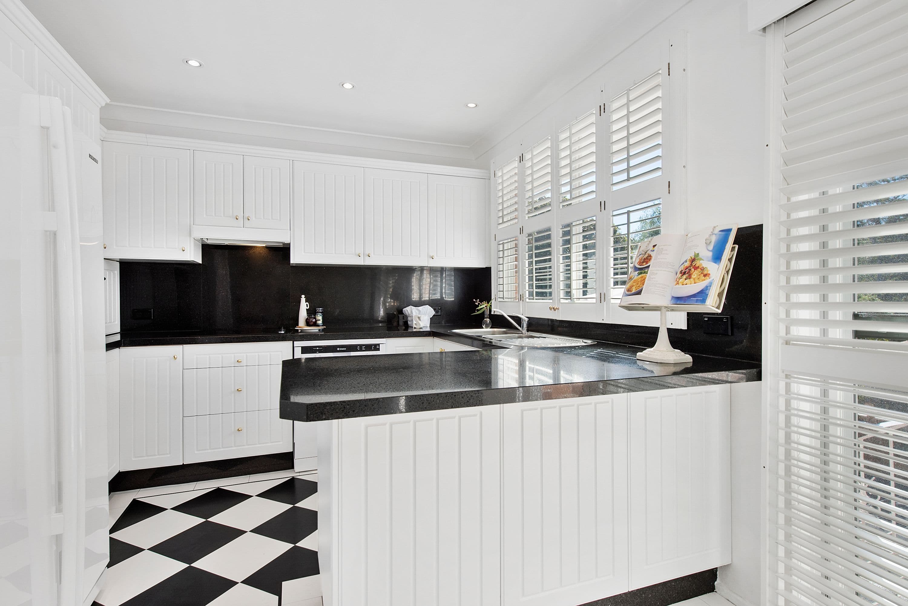 41 Macquarie Drive, Cherrybrook - Thumbnail 3