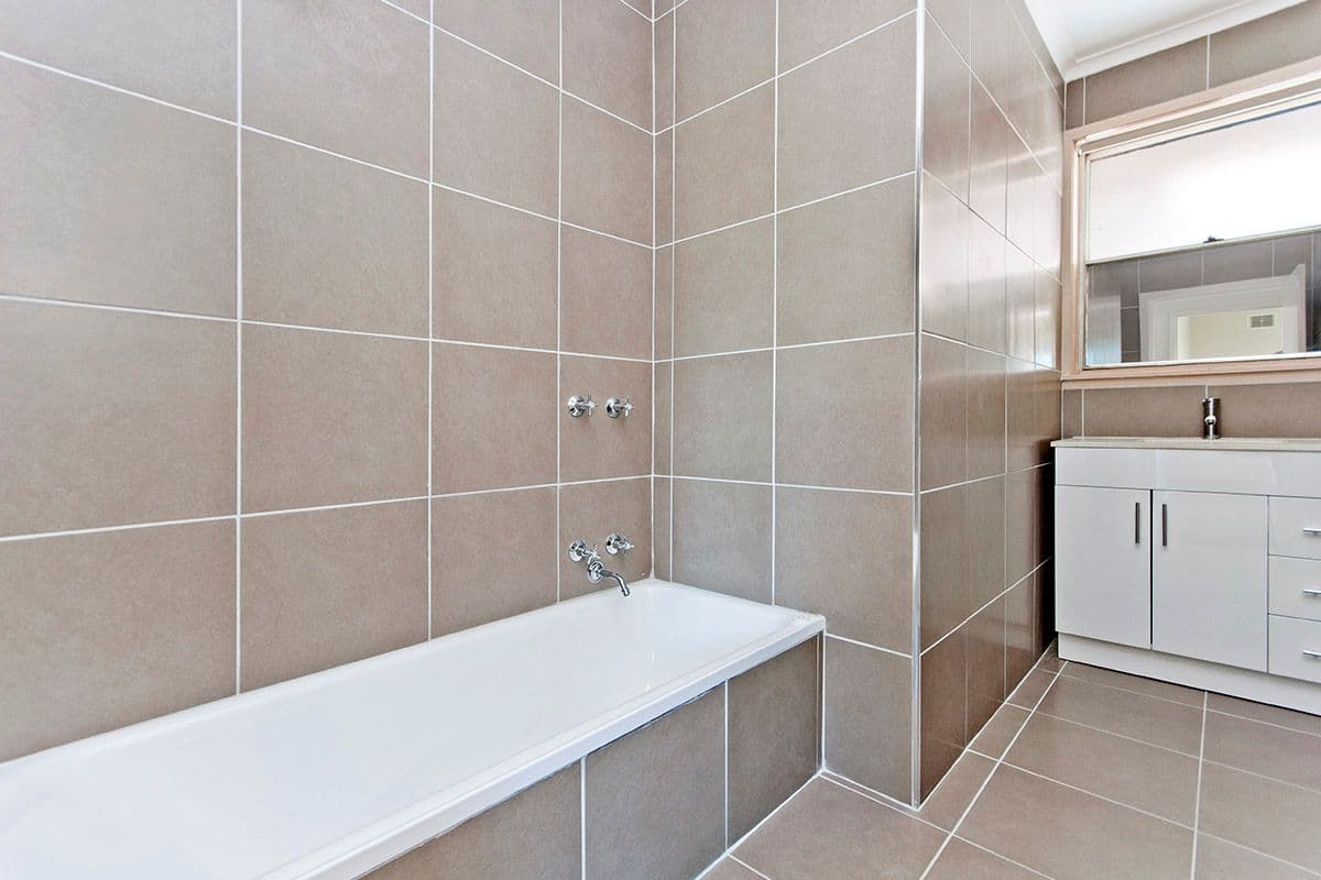 10 Fairfax Avenue, Warrnambool VIC 3280, Warrnambool - Thumbnail 5