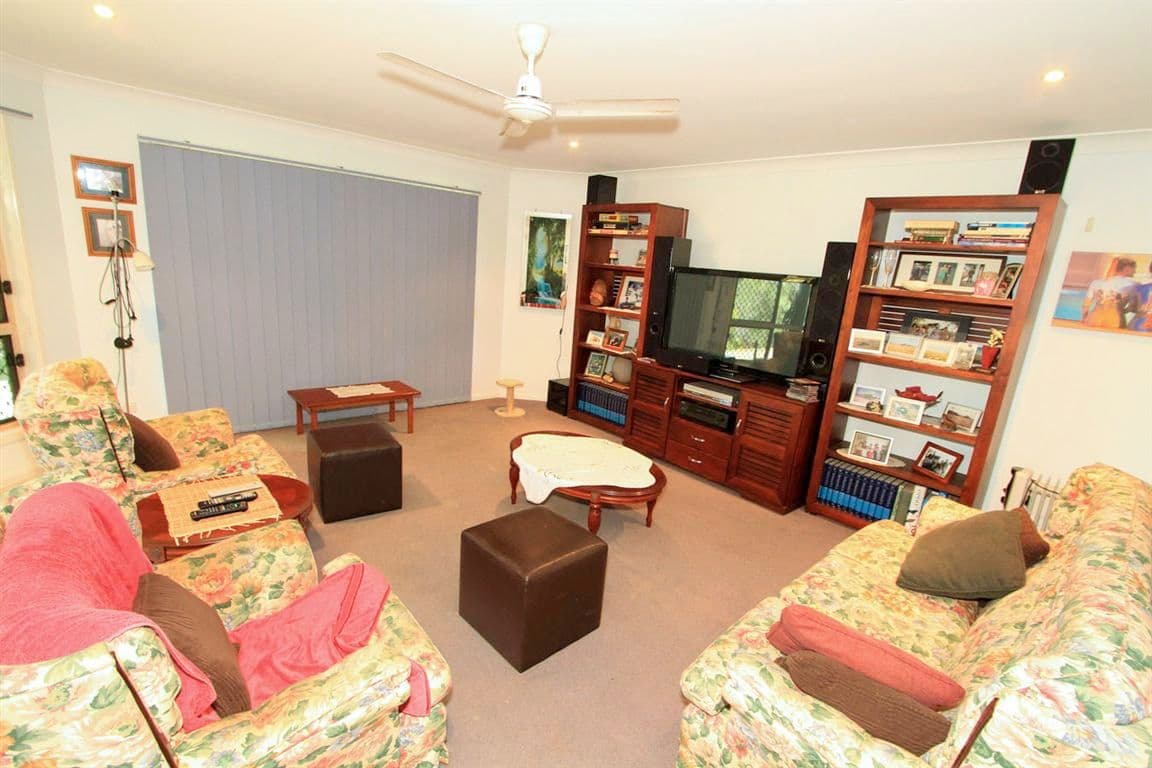 15 Carol Court, GLENLEE QLD 4711, Glenlee - Thumbnail 3