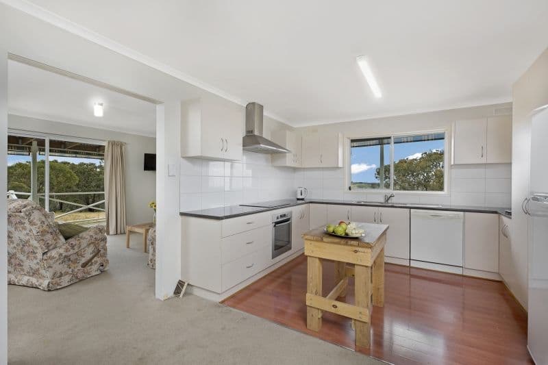 106 Milhaven Lane, Heathcote VIC 3523, Heathcote - Thumbnail 3