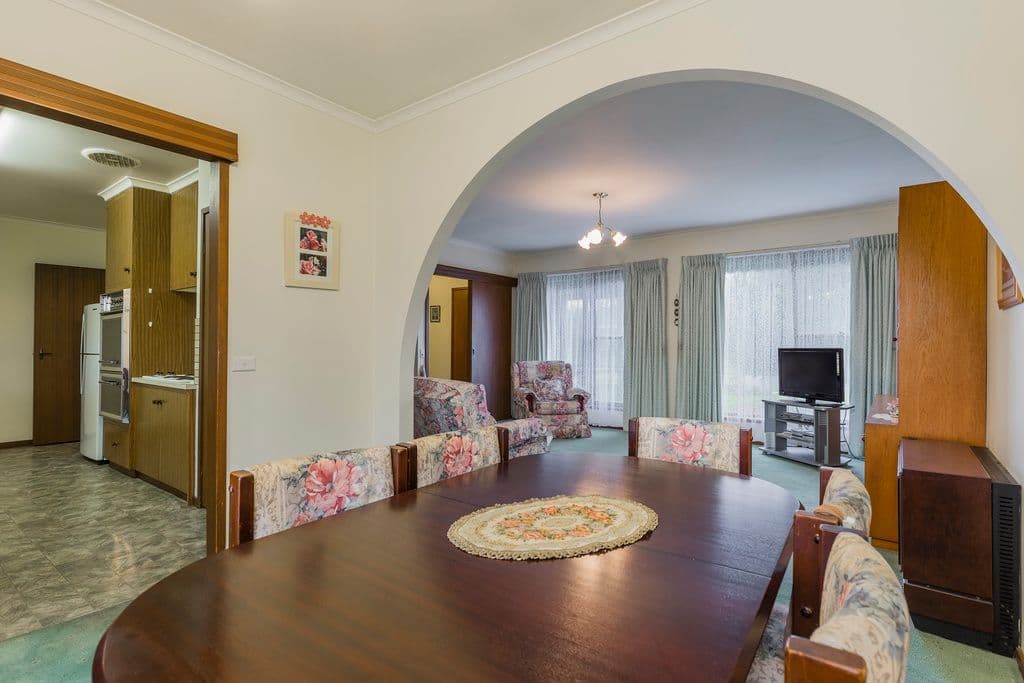 4 Tahara Street, Hamlyn Heights VIC 3215, Hamlyn Heights - Thumbnail 2