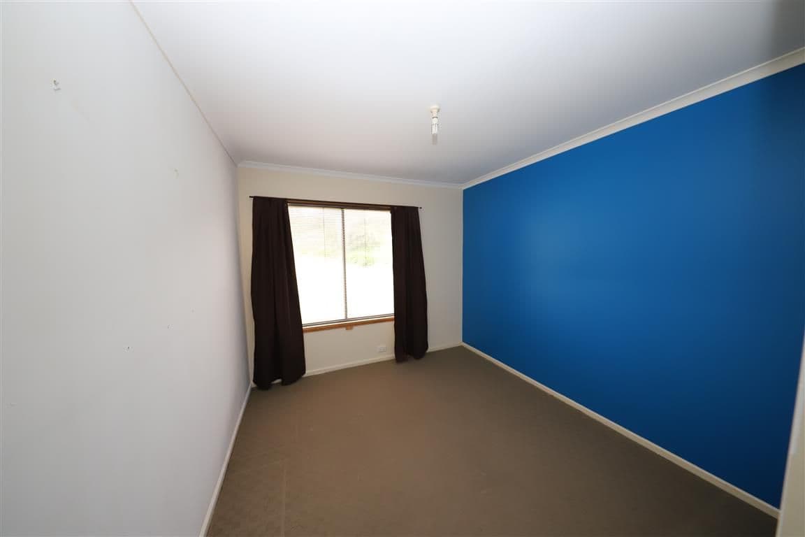 8 Snubba Crescent, Tumut - Thumbnail 7