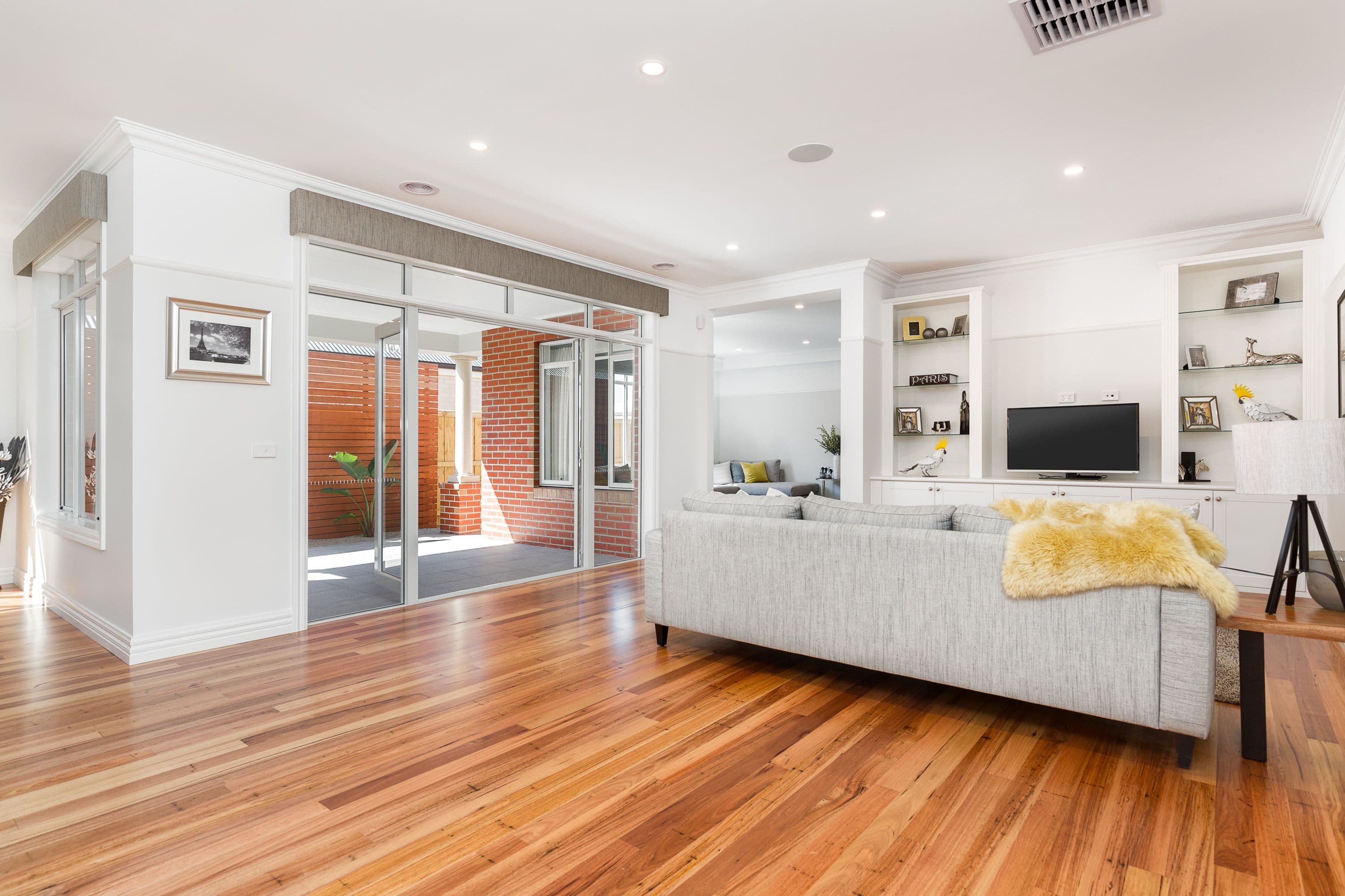 11 Tallrush Street, Clyde North VIC 3978, Clyde North - Thumbnail 5