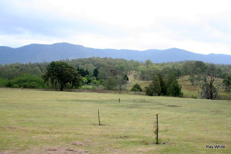 8 Quong Tart Close, ARALUEN NSW 2622, Araluen - Image 1