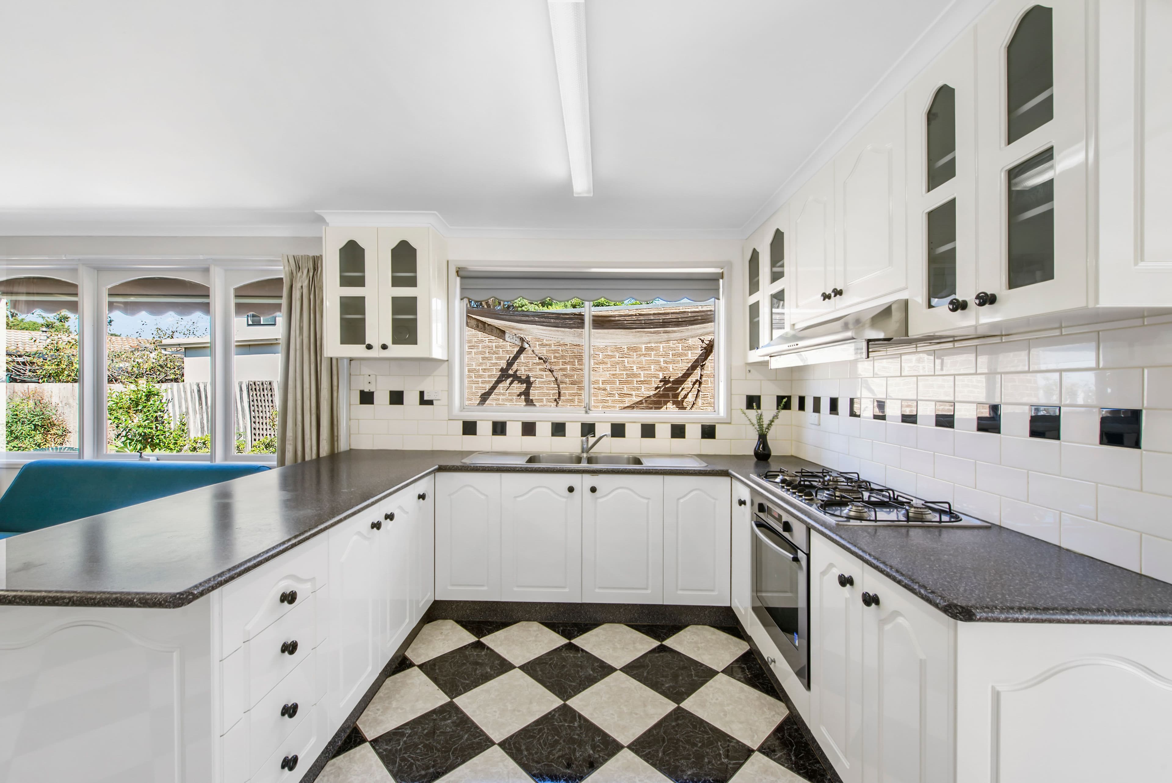8 Luton Court, Kealba VIC 3021, Kealba - Thumbnail 3