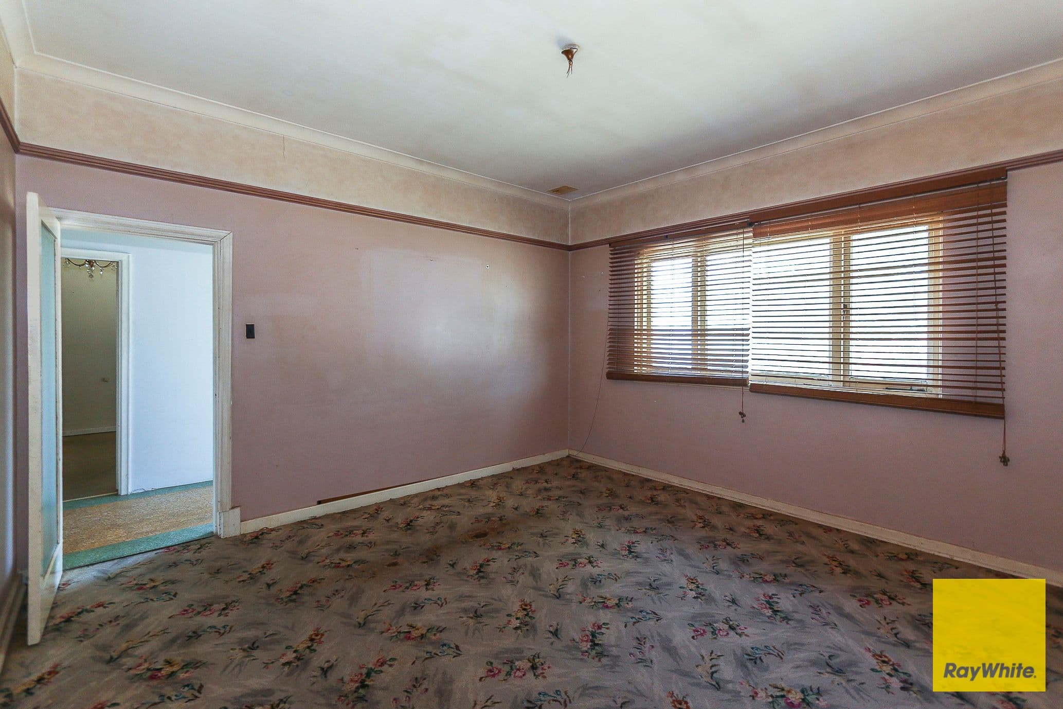 58 Scaddan Street, Bassendean WA 6054, Bassendean - Thumbnail 5