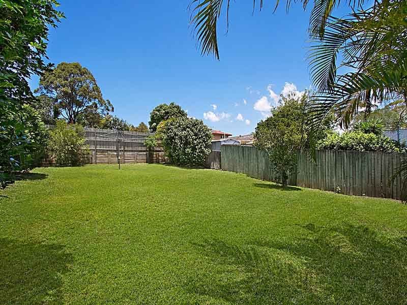 16 Whitfield Avenue, SPRINGWOOD QLD 4127, Springwood - Thumbnail 2