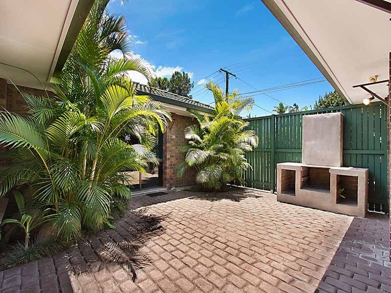 16 Whitfield Avenue, SPRINGWOOD QLD 4127, Springwood - Thumbnail 3