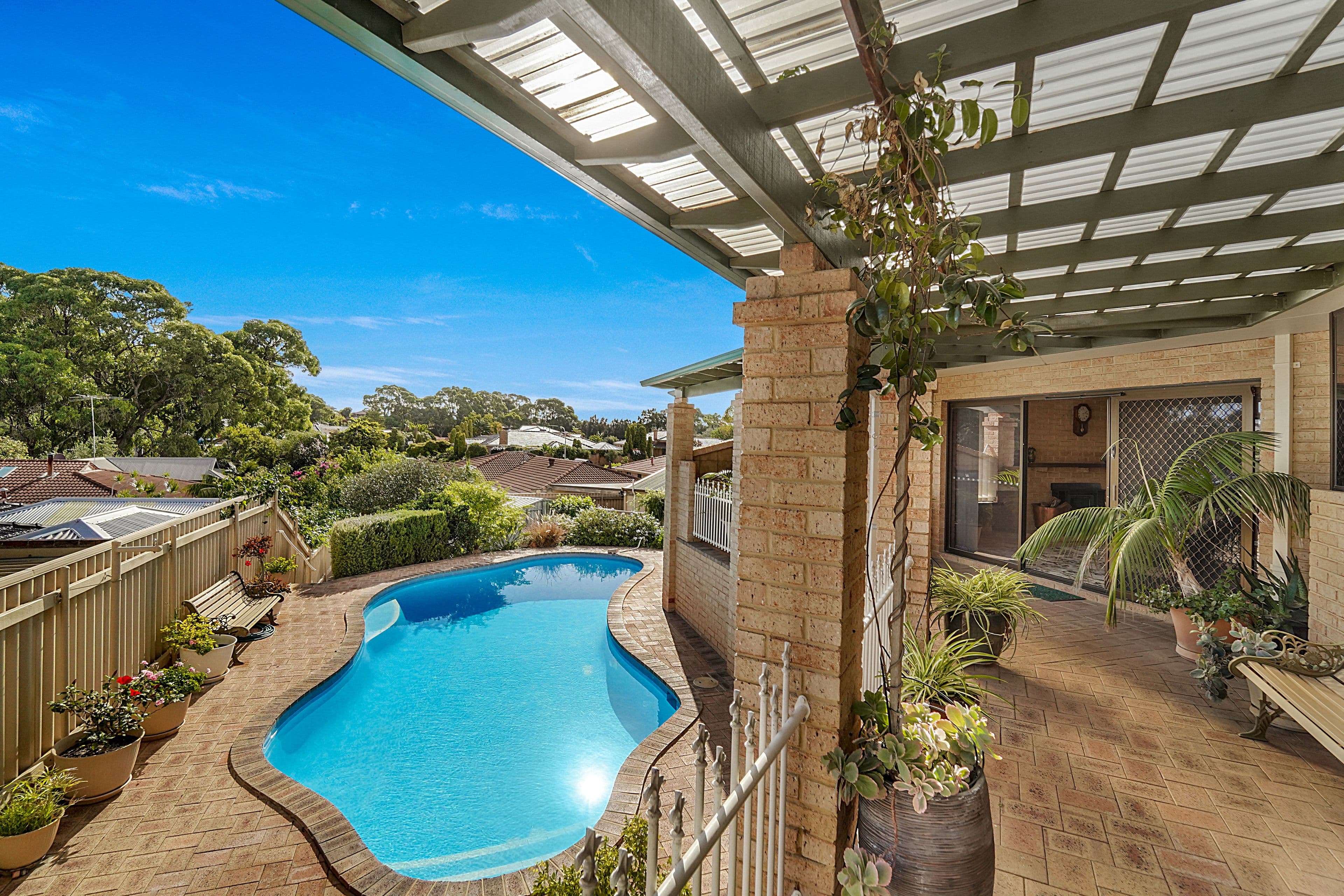4 Georges Close, Kallaroo WA 6025, Kallaroo - Image 1