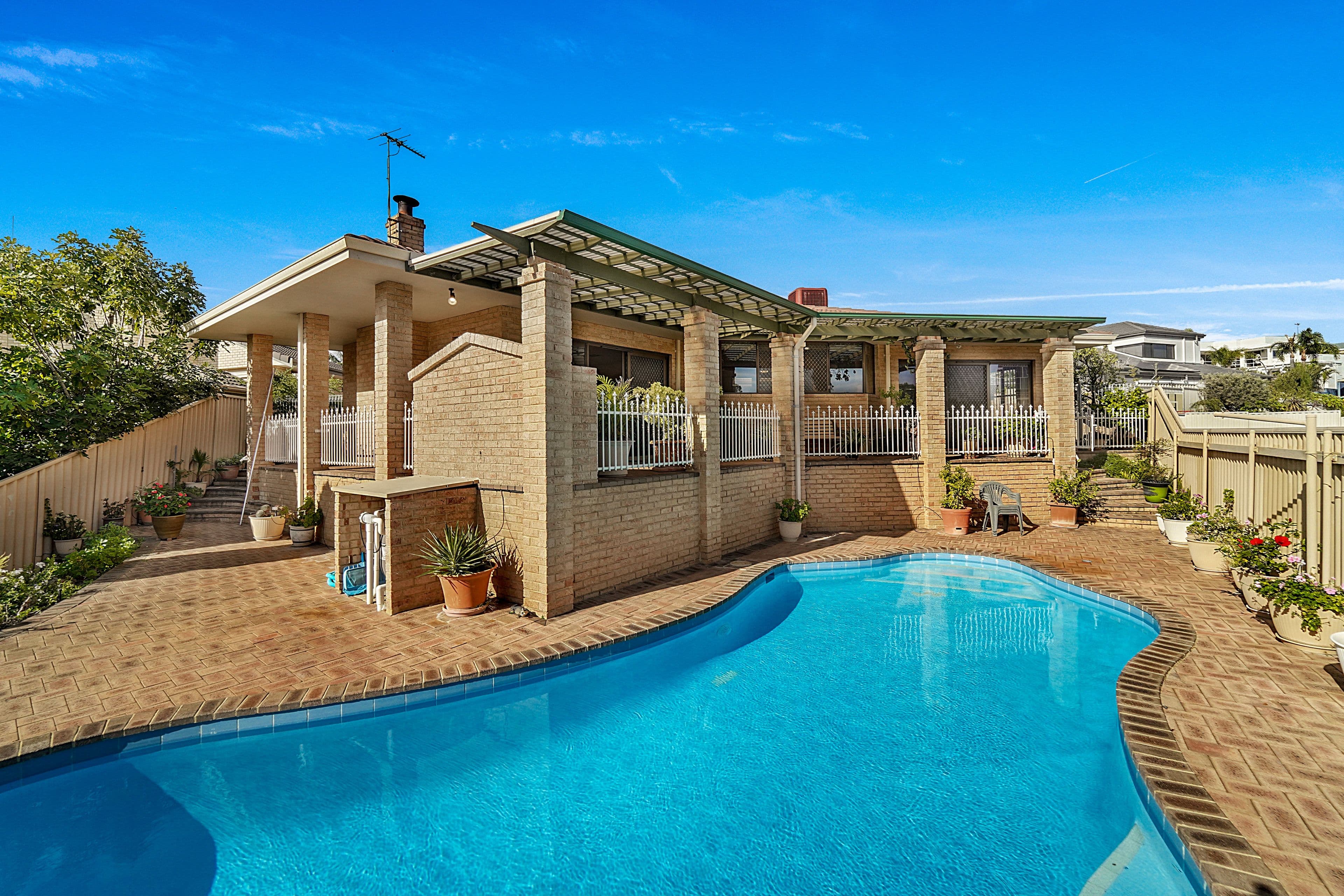 4 Georges Close, Kallaroo WA 6025, Kallaroo - Thumbnail 2