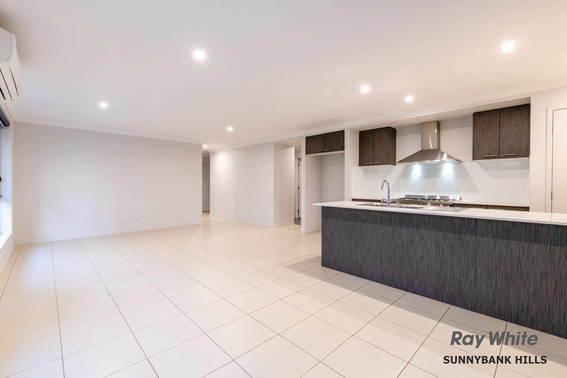 6 Koona Street, Hillcrest QLD 4118, Hillcrest - Thumbnail 3