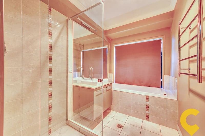 17 Illawong Way,  Karana Downs, Karana Downs - Thumbnail 2