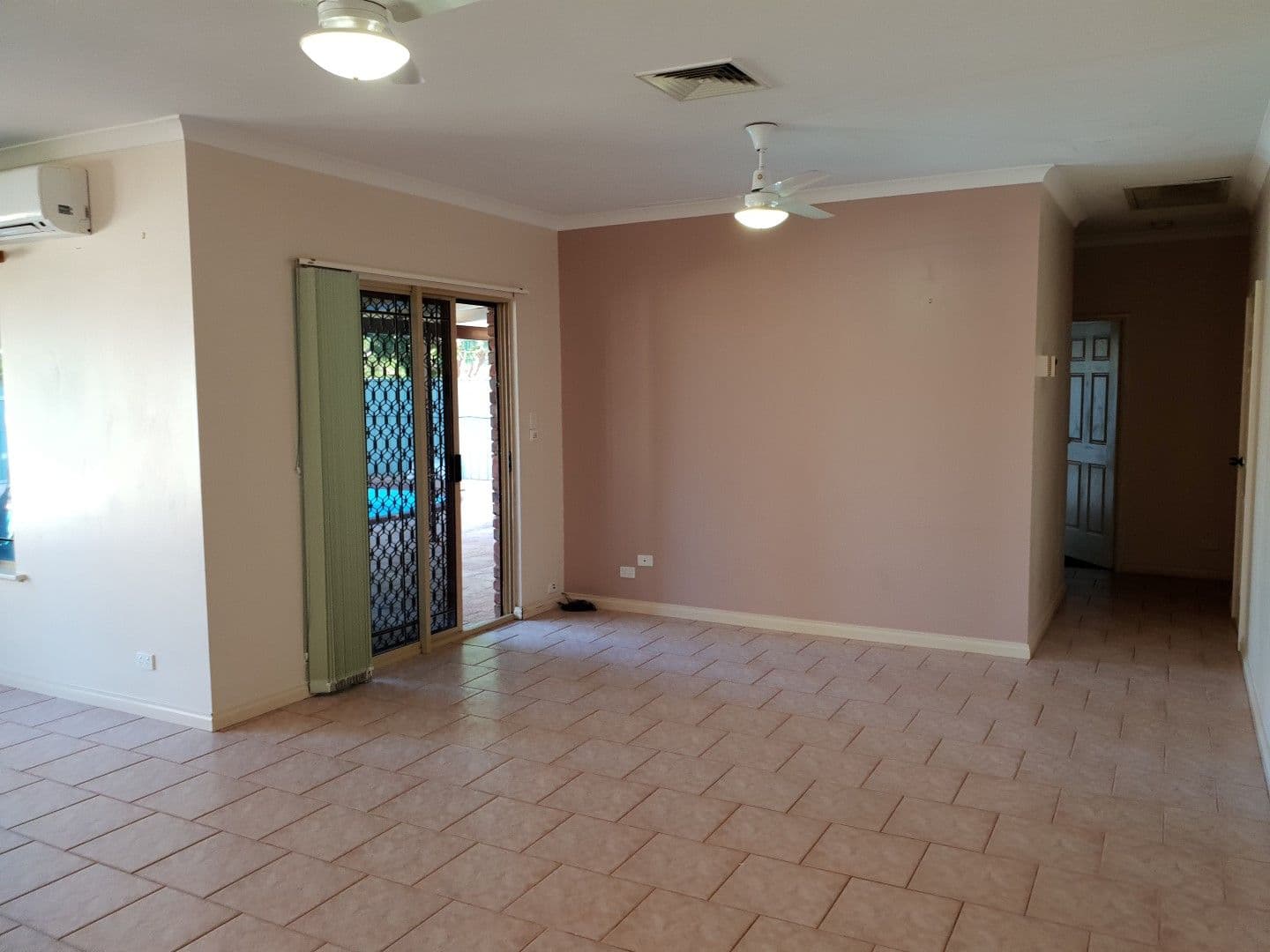 22 Leonard Way, Nickol WA 6714, Nickol - Thumbnail 2