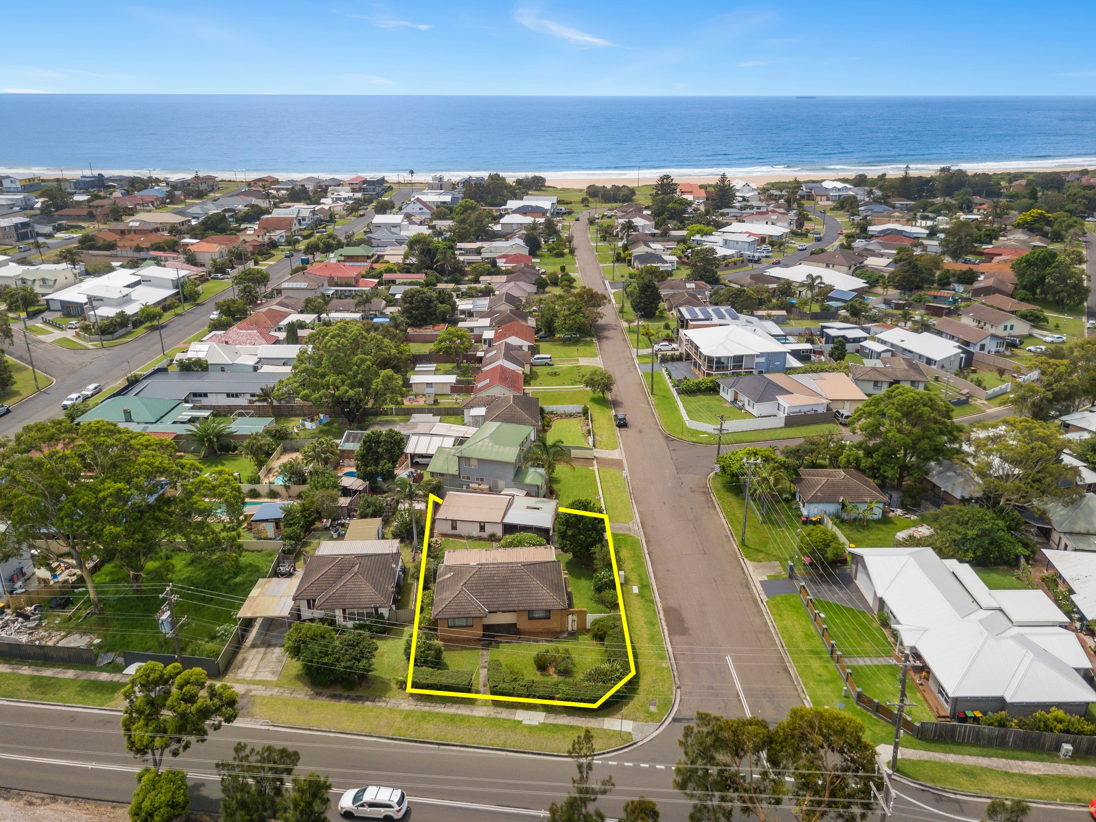 41 Railway Parade, Woonona - Image 1