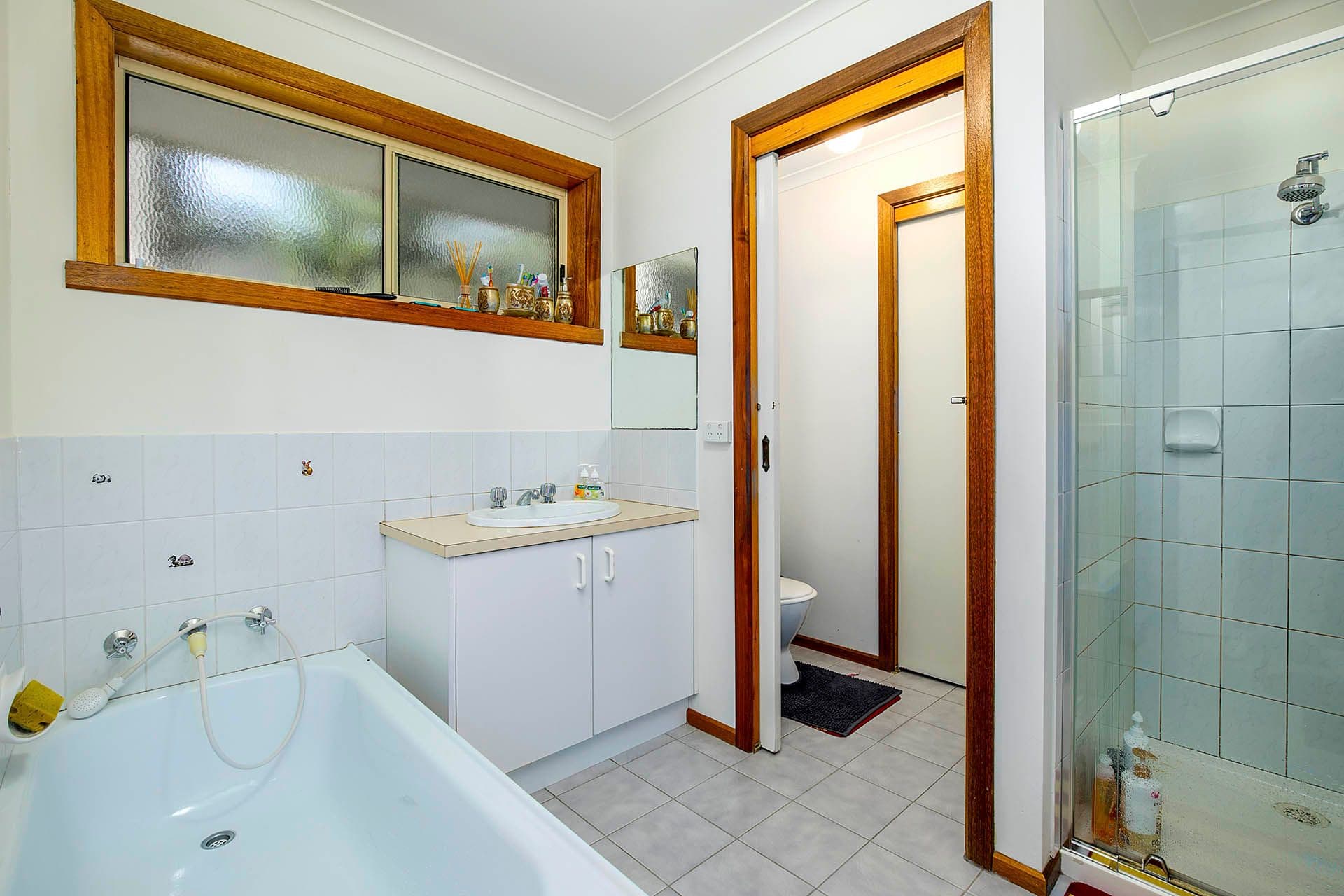 8 Fernshaw Gardens, Hallam VIC 3803, Hallam - Thumbnail 5