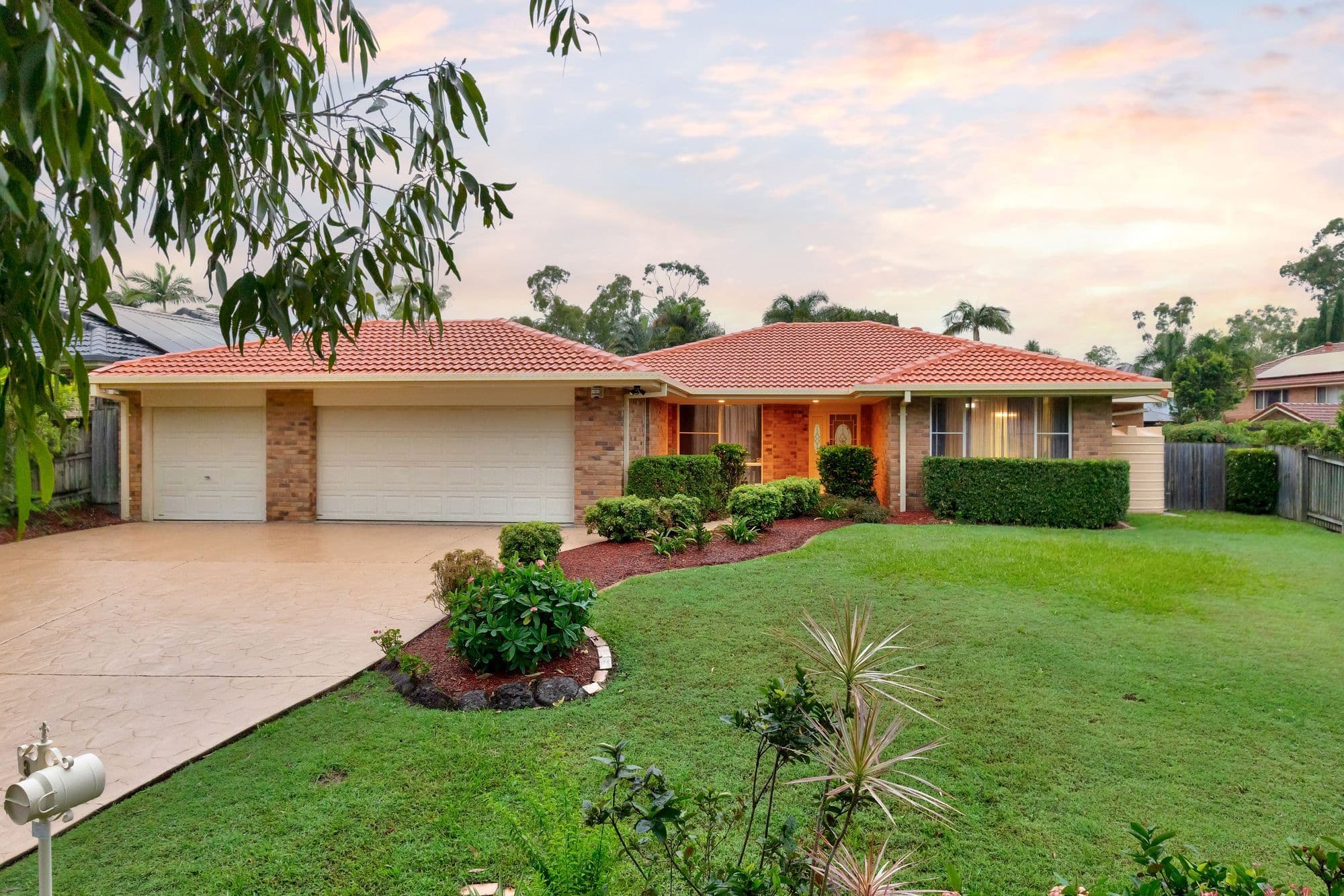 3 Ellesmere Place, Parkinson QLD 4115, Parkinson - Thumbnail 2