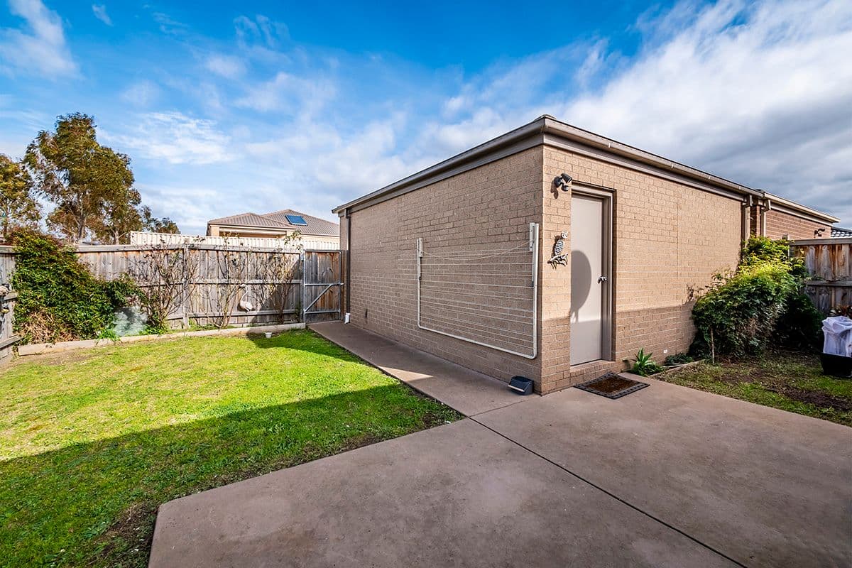 15 Brolin Terrace, Cranbourne North VIC 3977, Cranbourne North - Thumbnail 8
