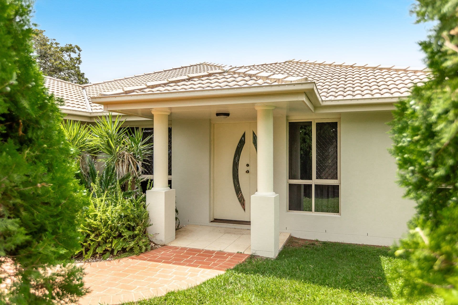 31 Tarlington Street, Middle Ridge QLD 4350, Middle Ridge - Thumbnail 2