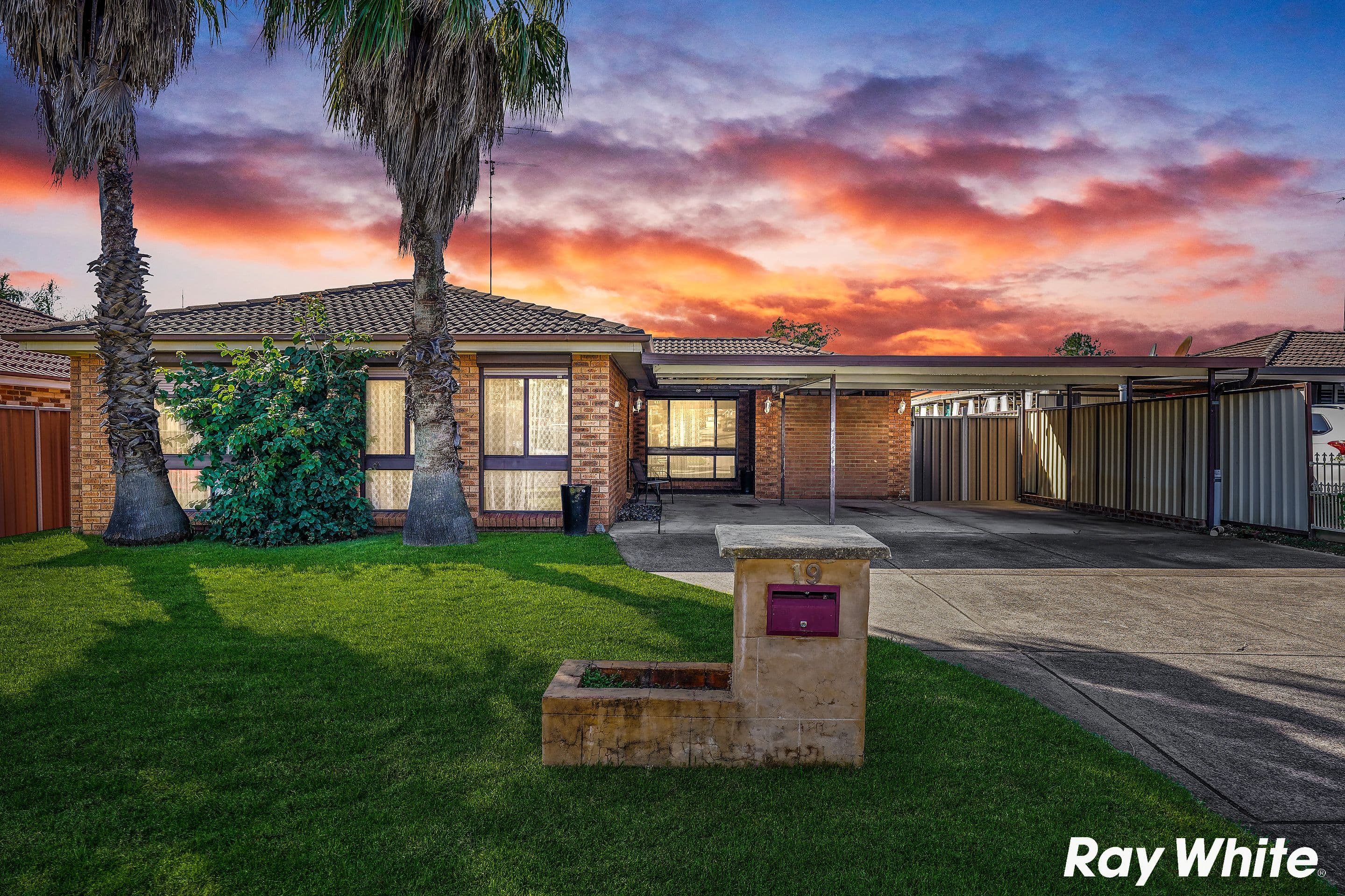 19 Sweeney Avenue, Plumpton NSW 2761, Plumpton - Image 1