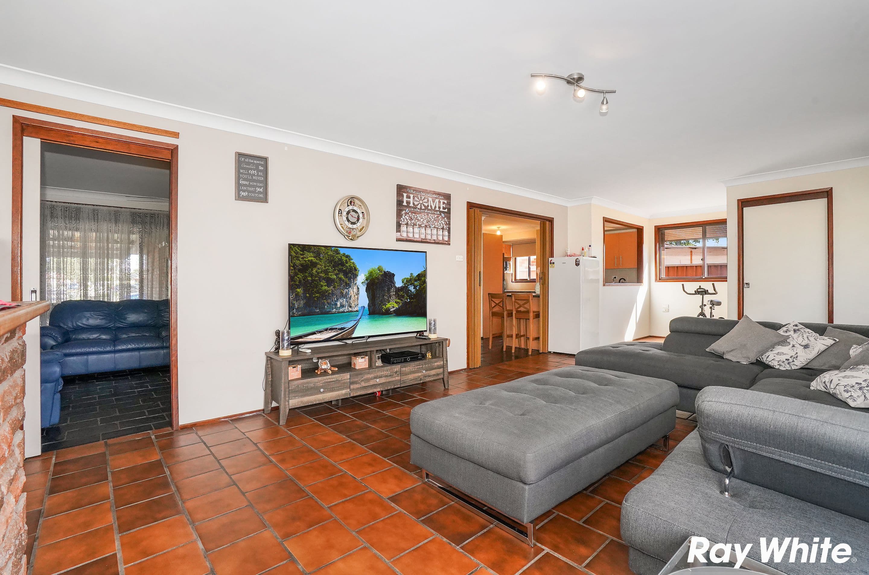 19 Sweeney Avenue, Plumpton NSW 2761, Plumpton - Thumbnail 7