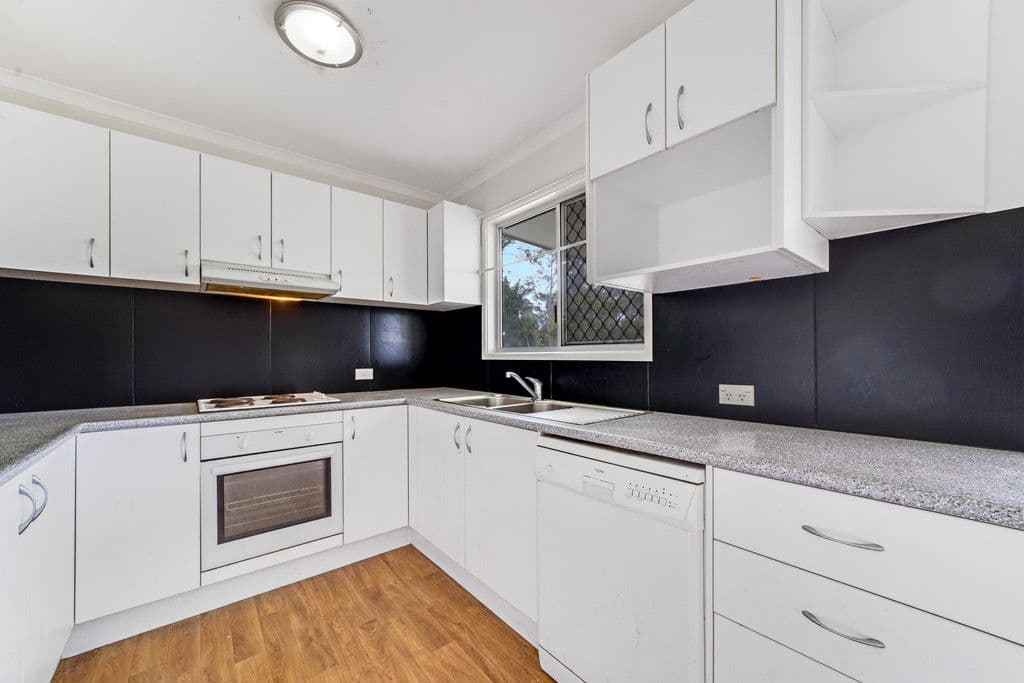 26 Catalina Street, Loganlea QLD 4131, Loganlea - Thumbnail 2