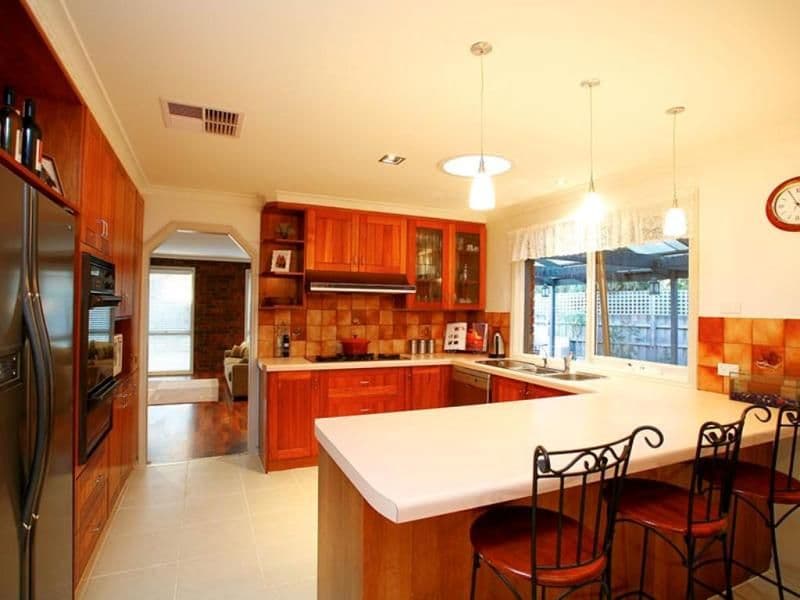 2 Madden Retreat, BERWICK VIC 3806, Berwick - Thumbnail 6