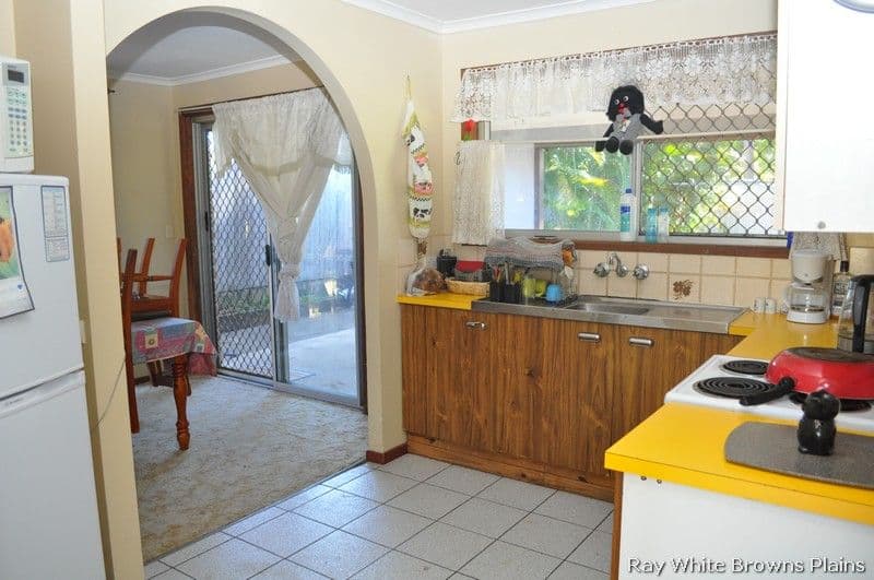 47 Sweetgum Street, HILLCREST QLD 4118, Hillcrest - Thumbnail 3