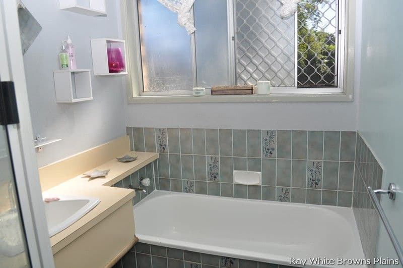 47 Sweetgum Street, HILLCREST QLD 4118, Hillcrest - Thumbnail 6