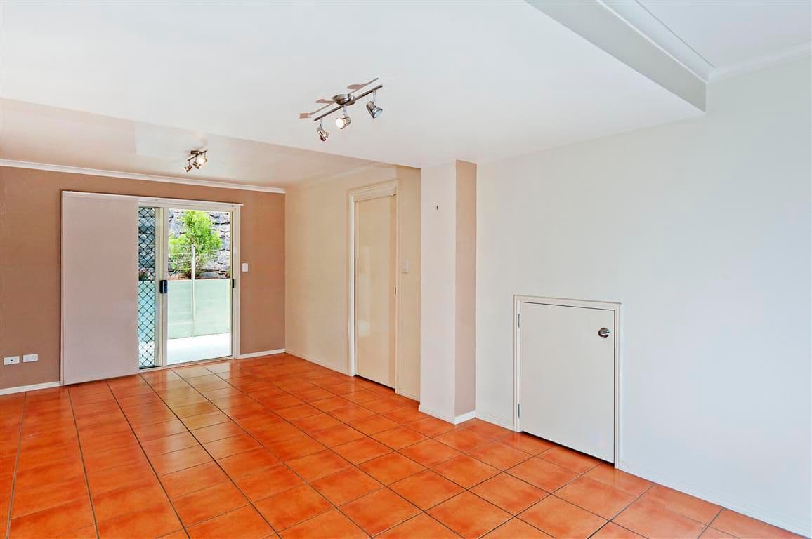 188 Broadwater Road, MANSFIELD QLD 4122, Mansfield - Thumbnail 5