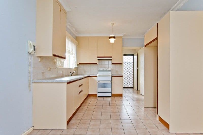 36 Golfers Avenue, Seaton SA 5023, Seaton - Thumbnail 2