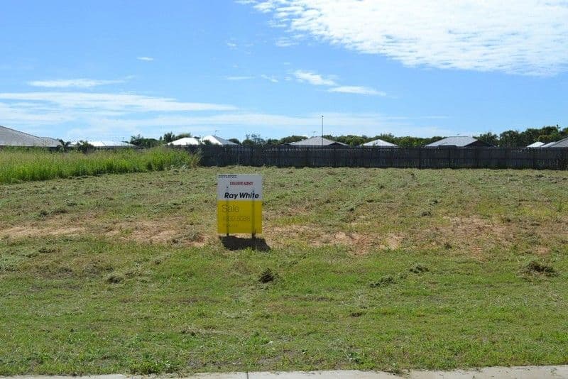 13 Nautilus Avenue, YEPPOON QLD 4703, Yeppoon - Thumbnail 5