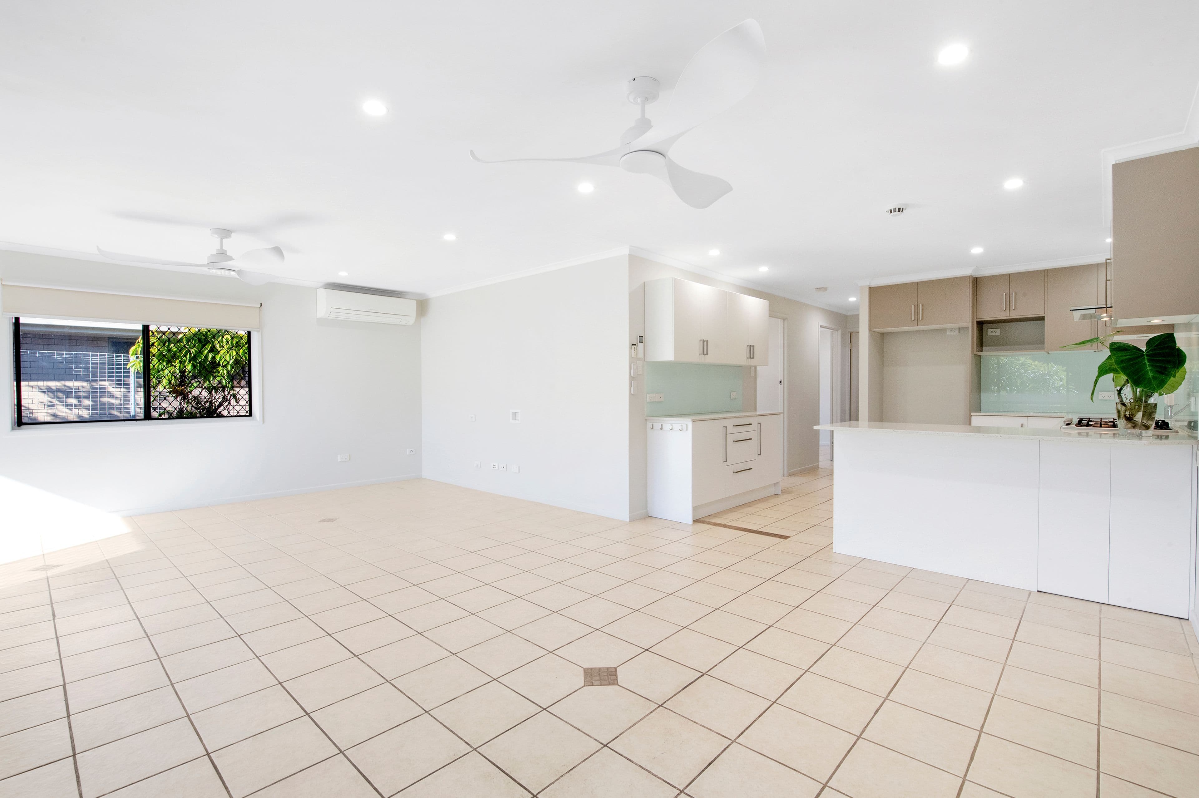 30 Francis Street, Mermaid Beach QLD 4218, Mermaid Beach - Thumbnail 4