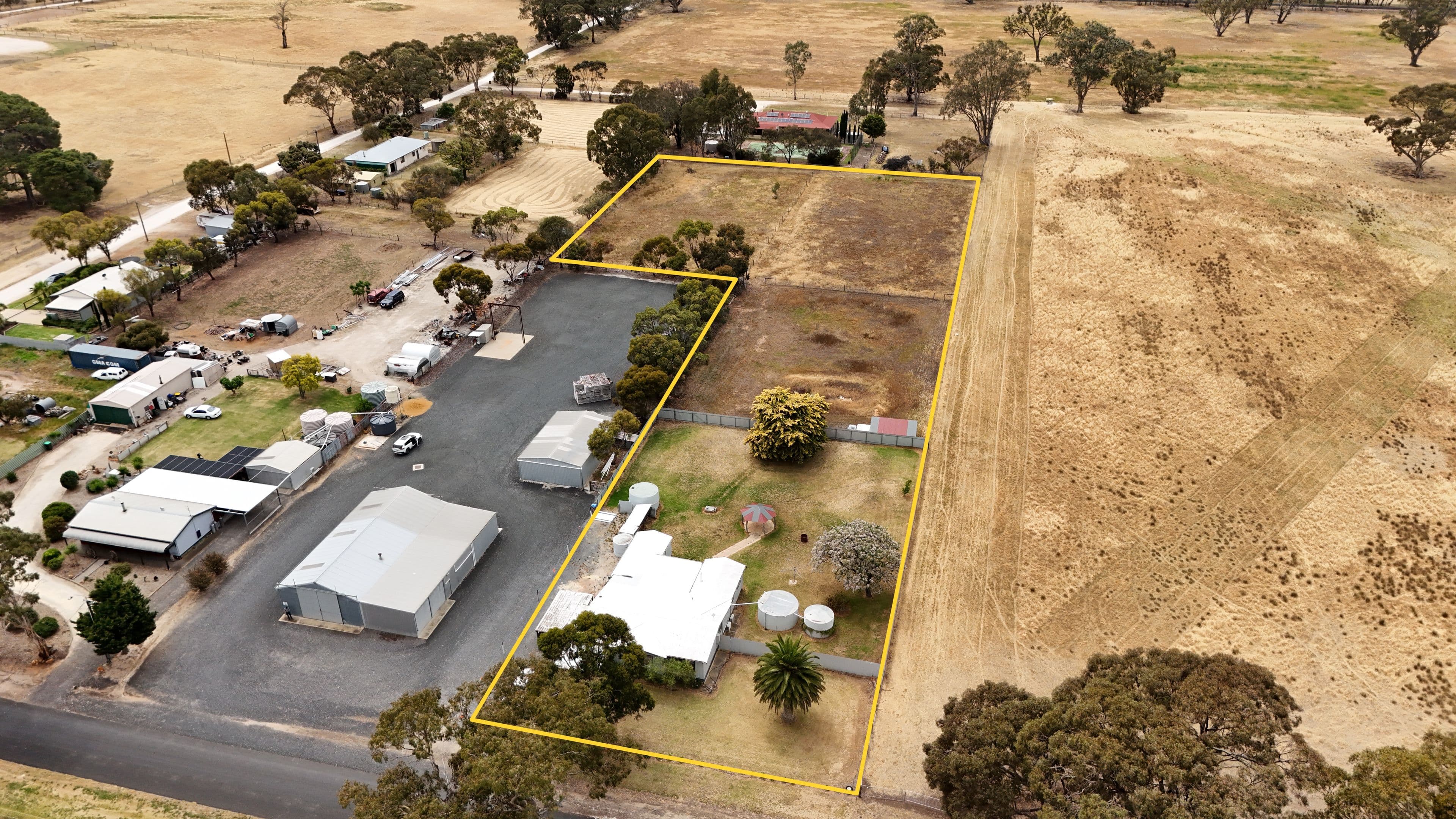 136 Racecourse Road, Bordertown SA 5268, Bordertown - Image 1
