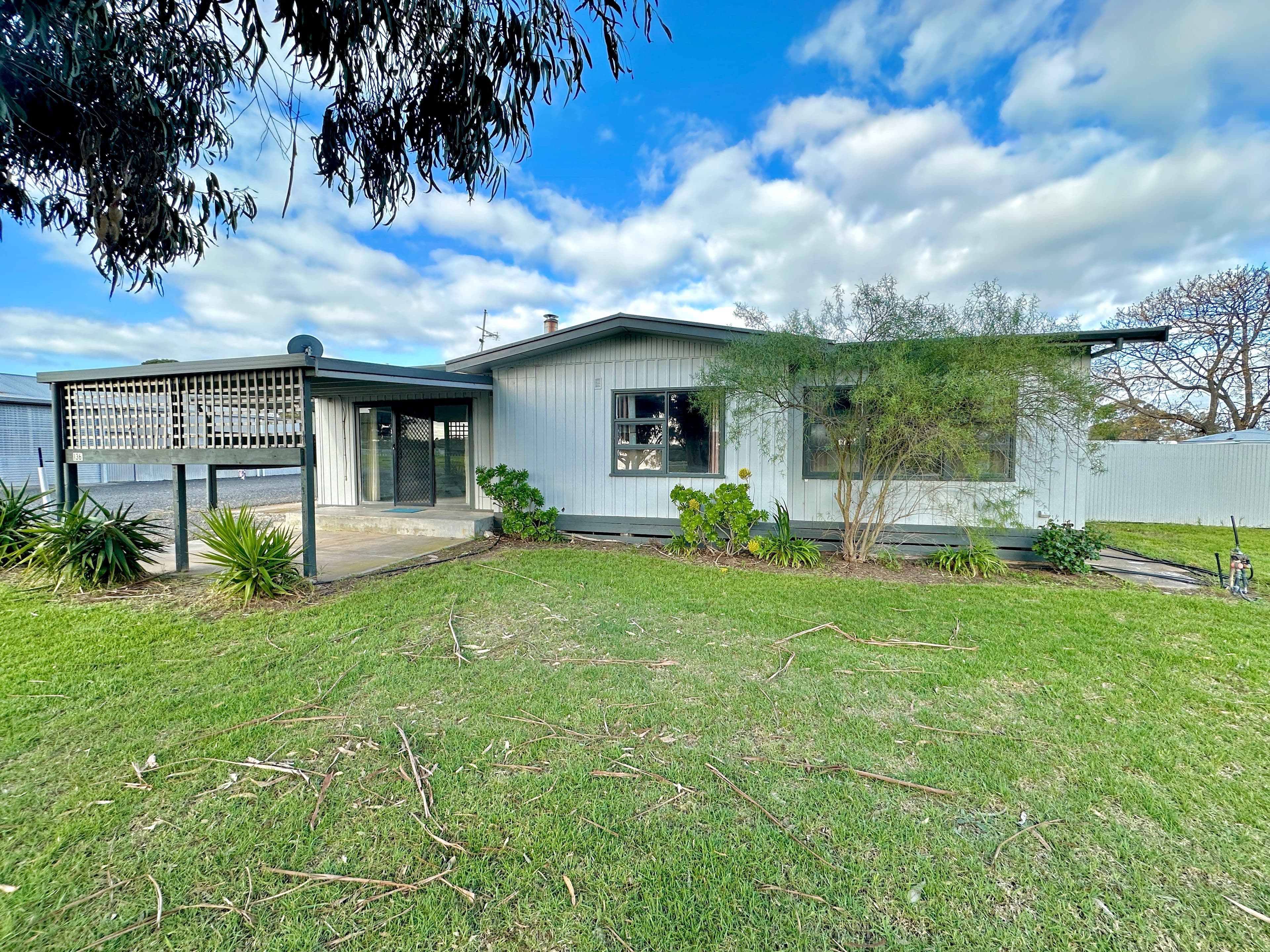 136 Racecourse Road, Bordertown SA 5268, Bordertown - Thumbnail 2
