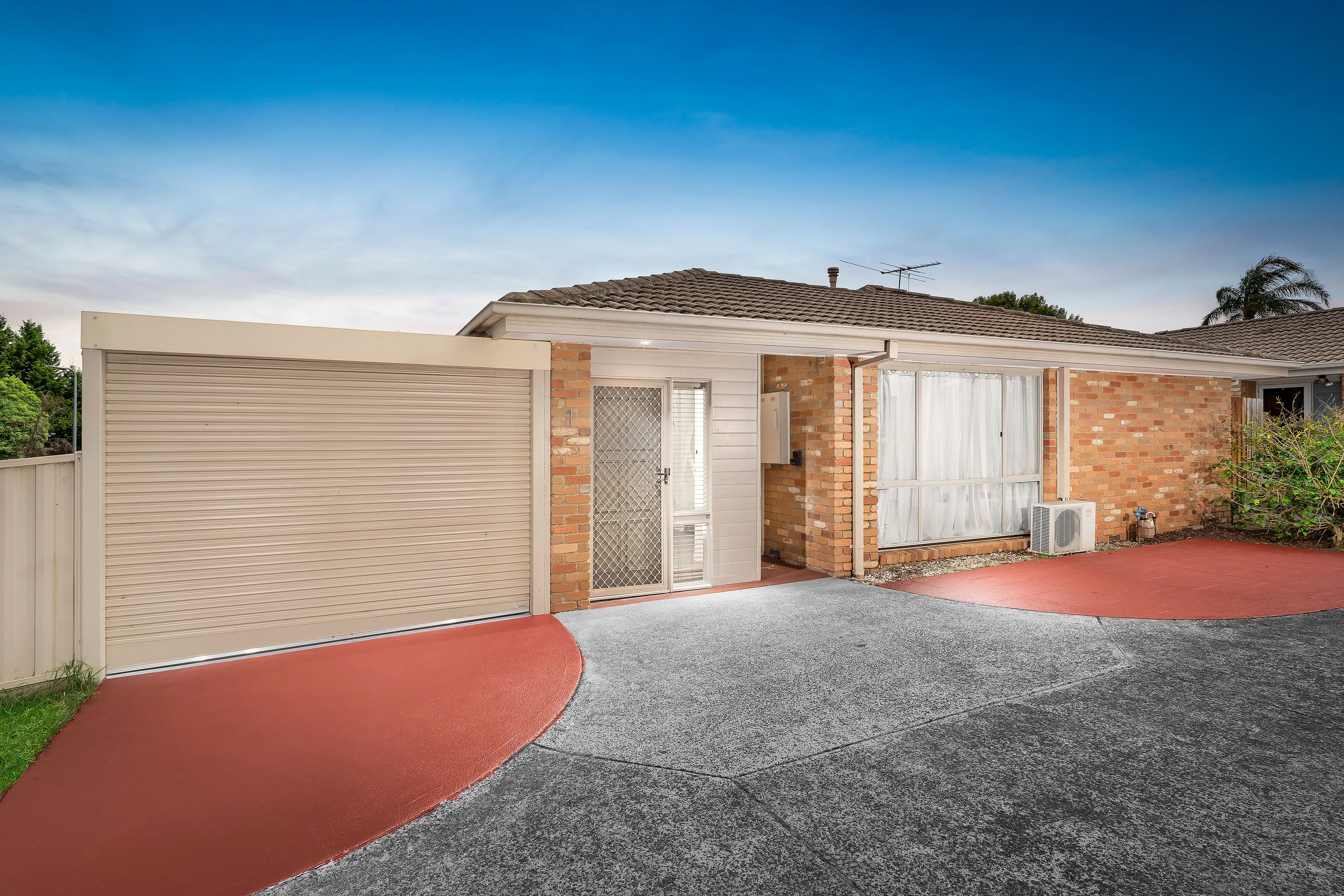 7 Clifford Close, Mill Park VIC 3082, Mill Park - Image 1