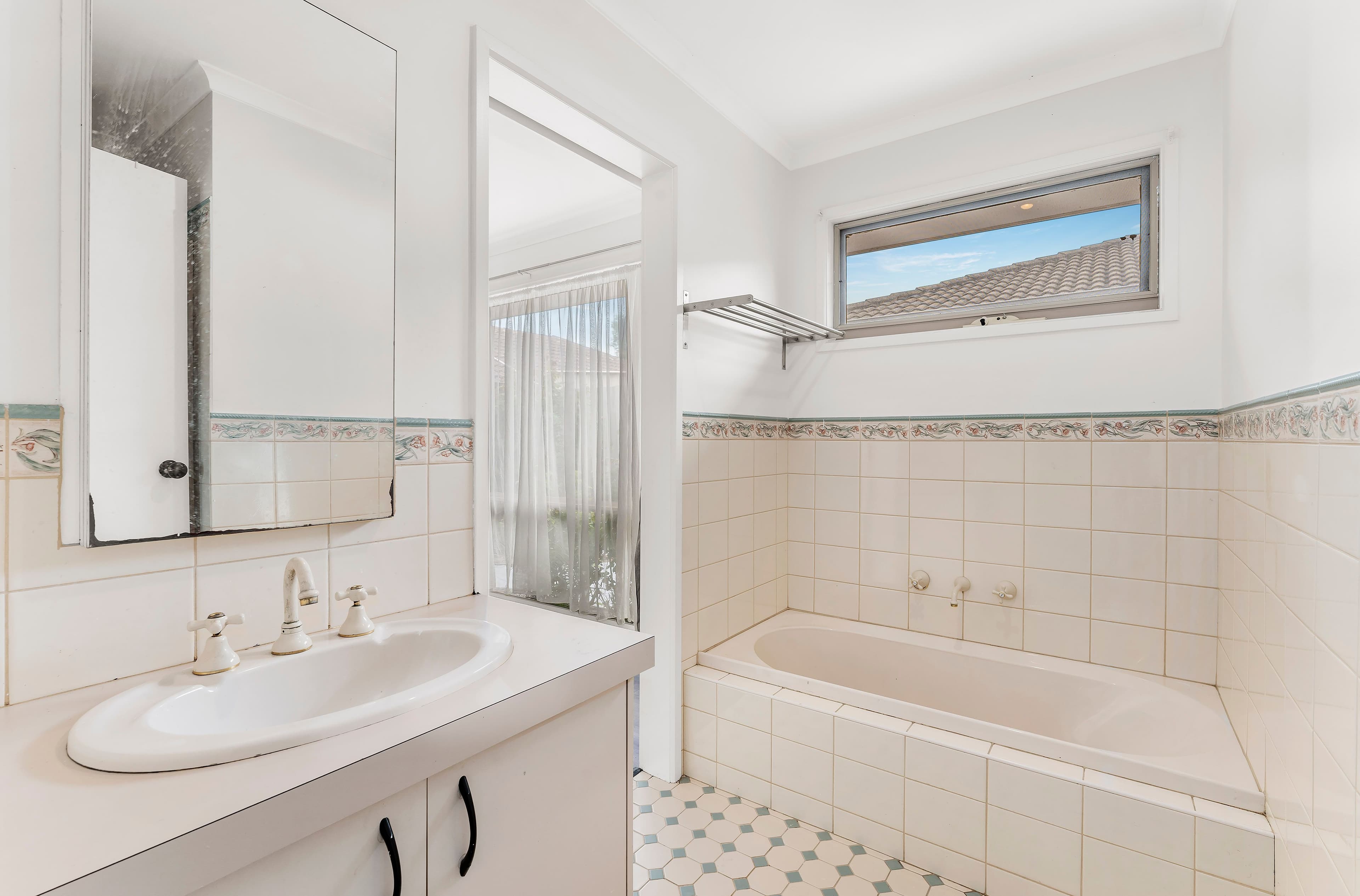7 Clifford Close, Mill Park VIC 3082, Mill Park - Thumbnail 6