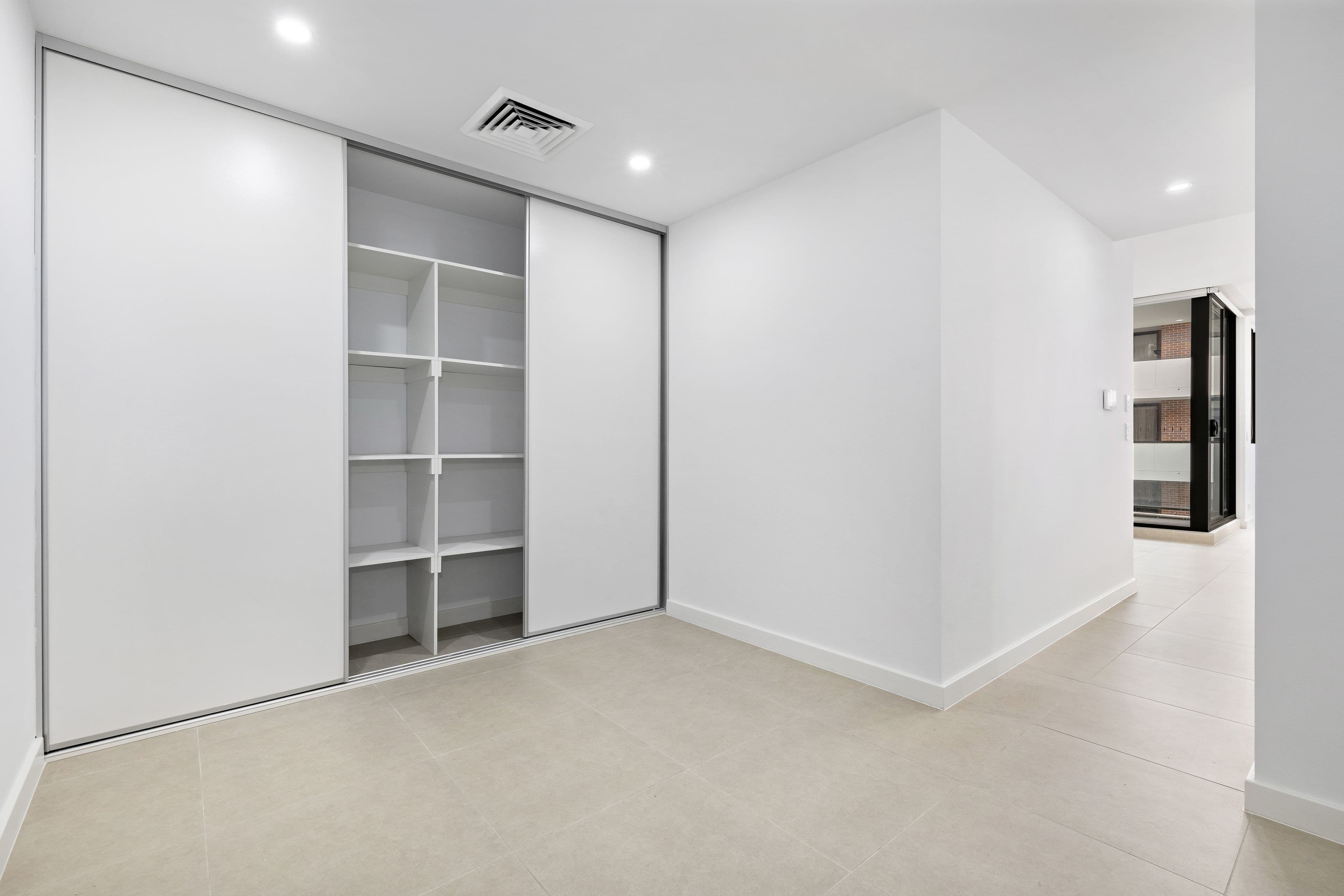 16-18 Pemberton Street, Botany NSW 2019, Botany - Thumbnail 3