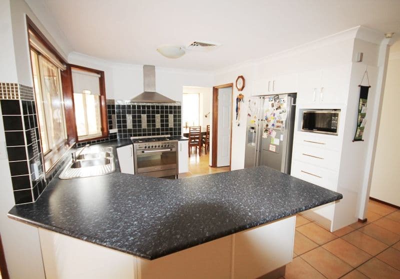 11 Snapper Close, Green Valley NSW 2168, Green Valley - Thumbnail 2