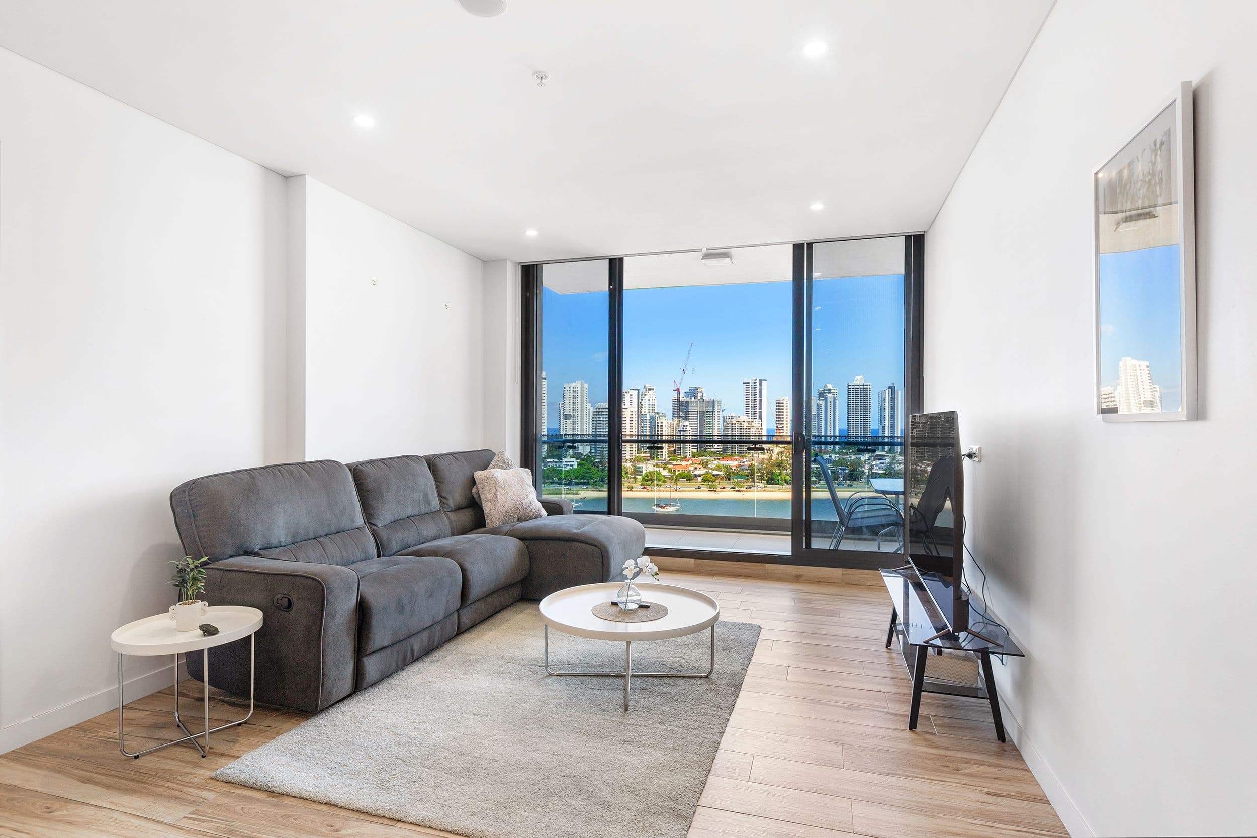 2 Como Crescent, Southport QLD 4215, Southport - Thumbnail 5